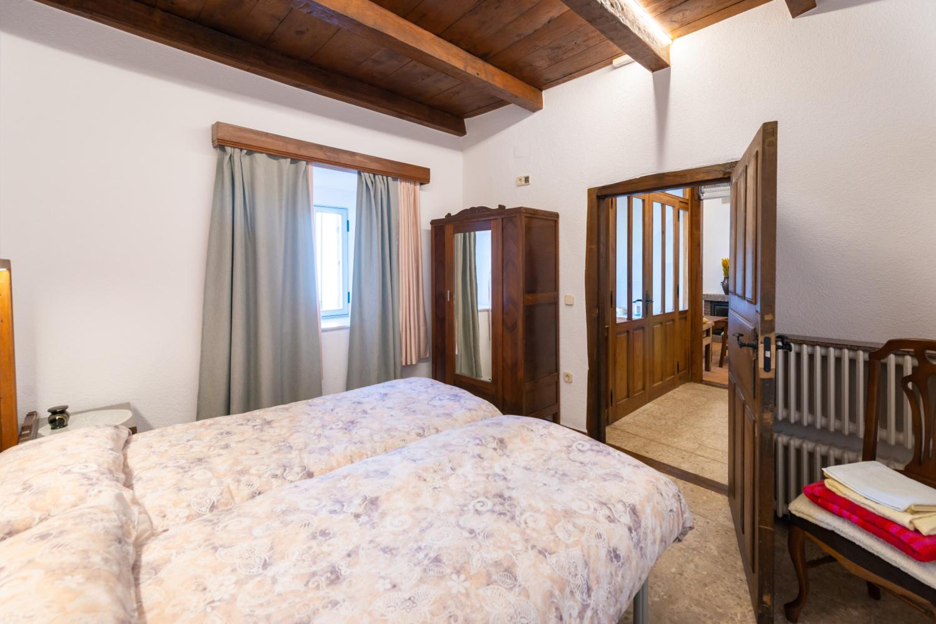 Three-Bedroom House - Photo 11