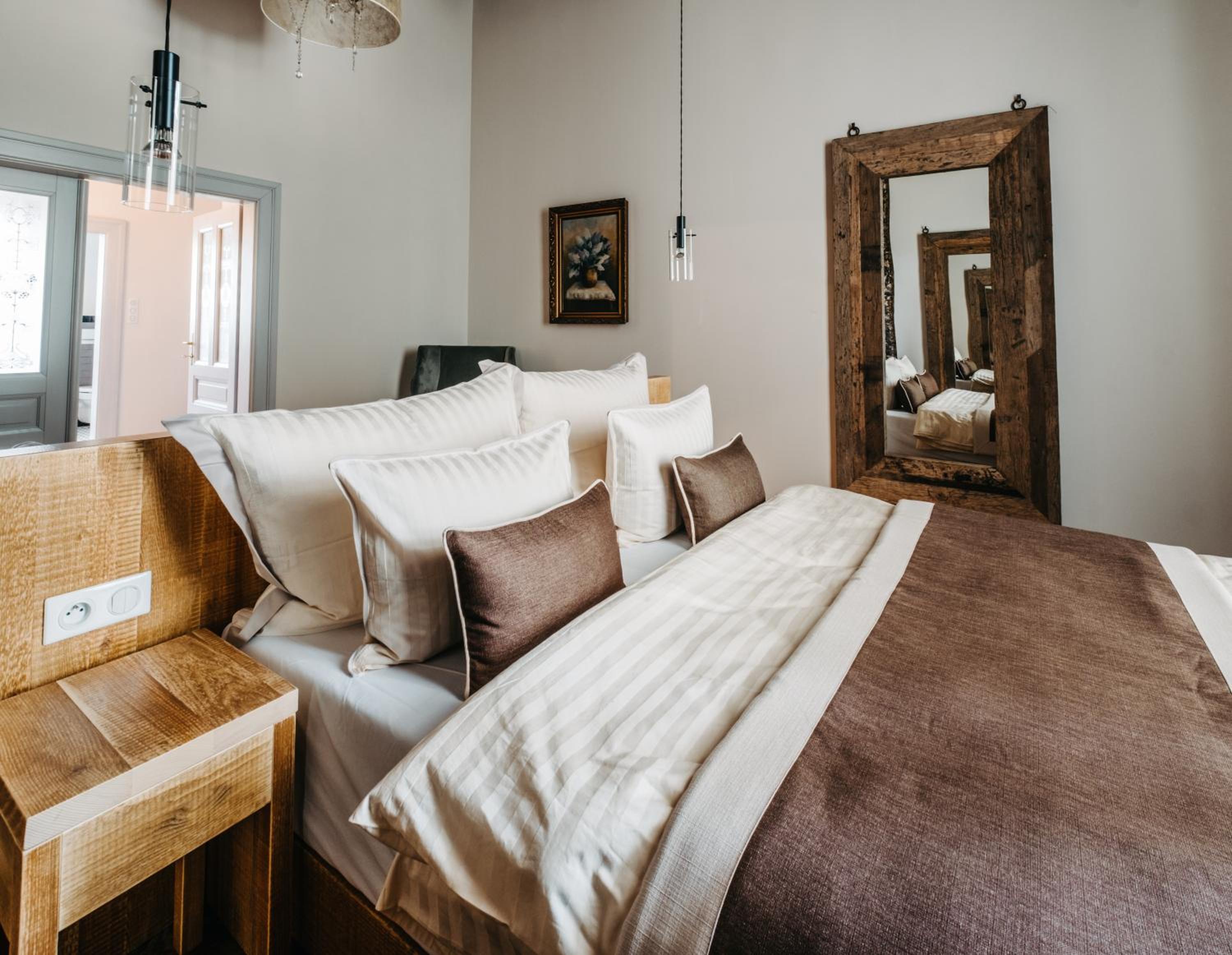 Deluxe Double Room with Bath