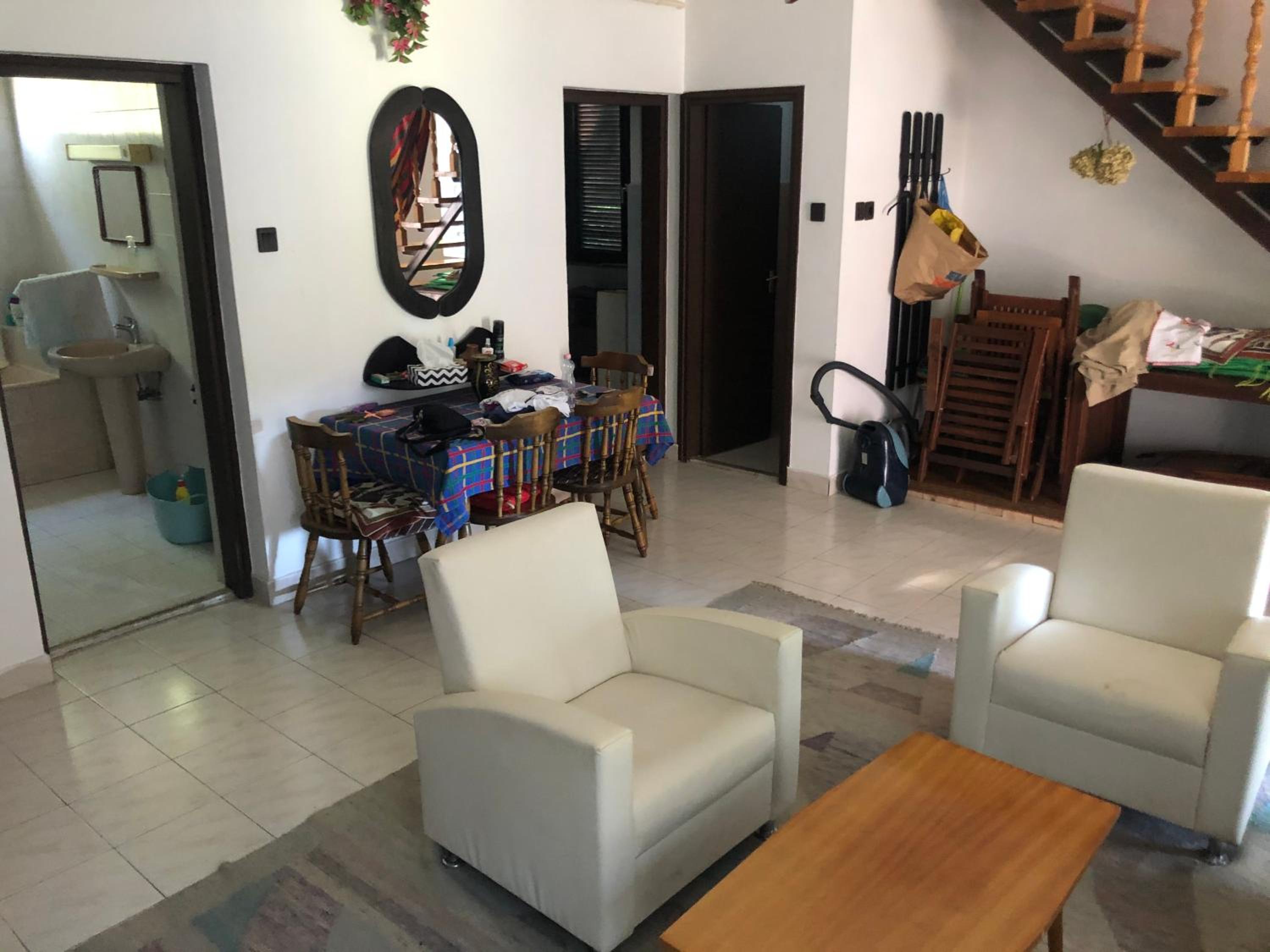 Apartment photo 1