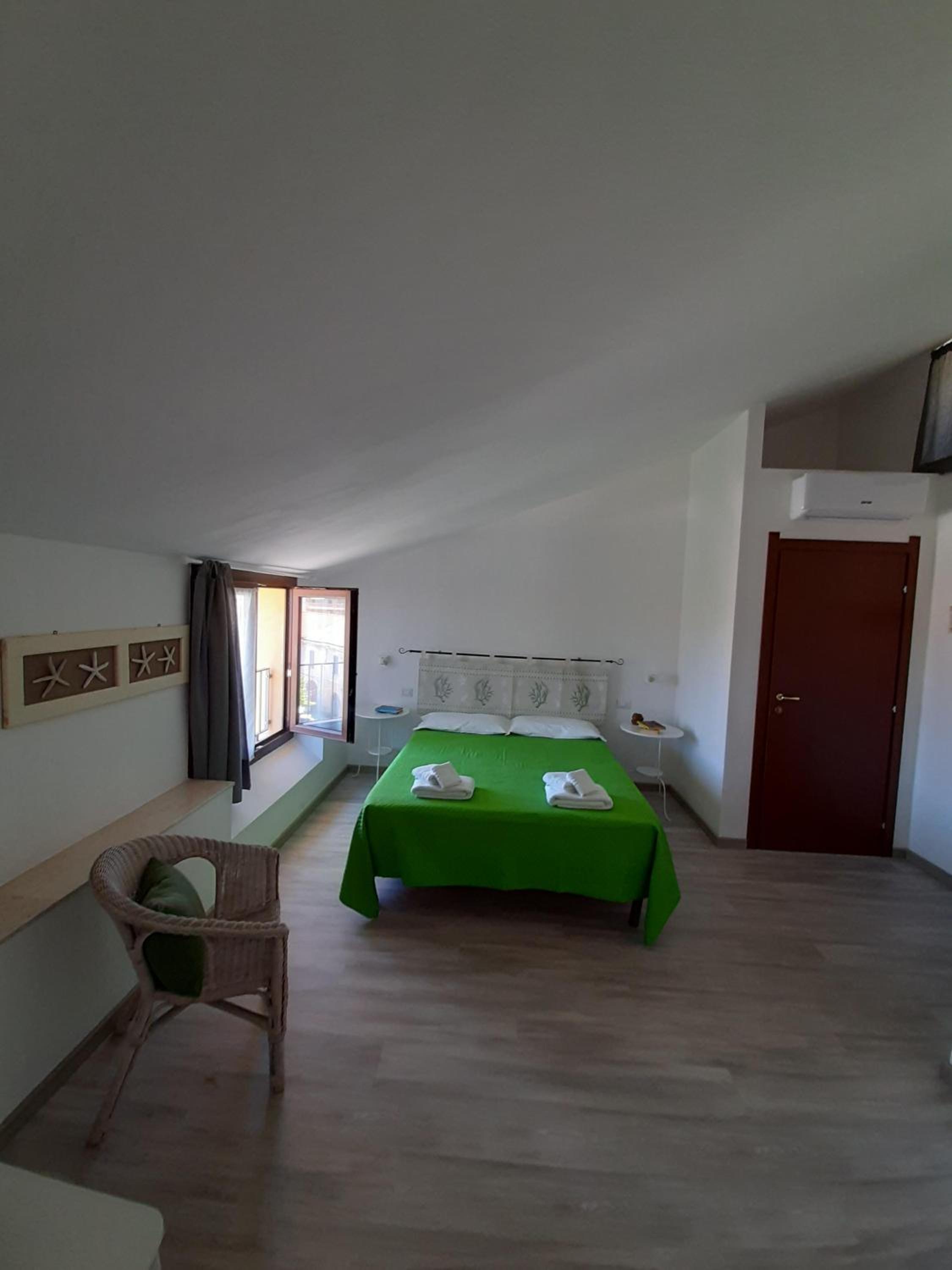 Deluxe Double Room with Sea View photo 1
