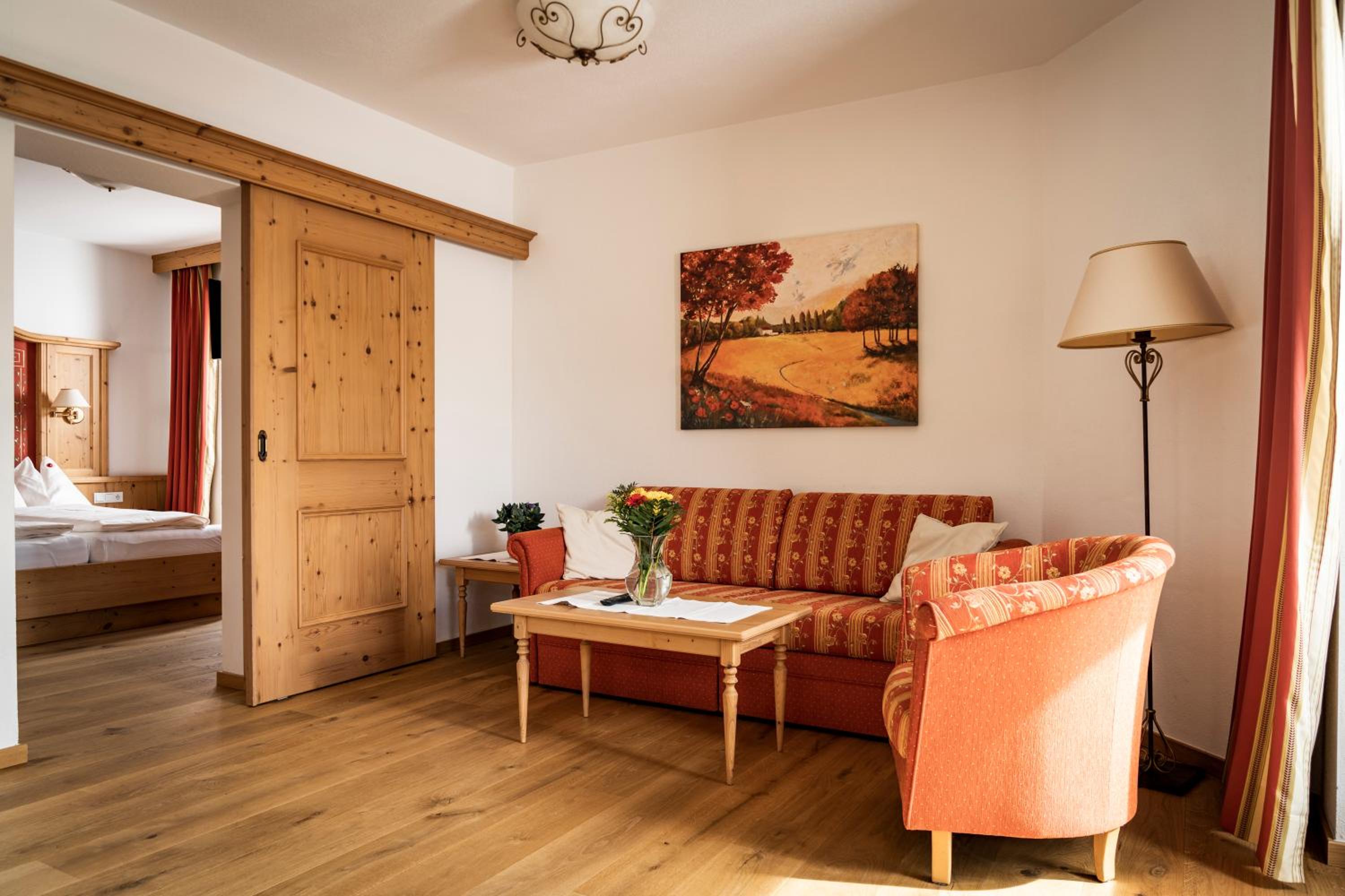Junior Suite with Mountain View photo 2