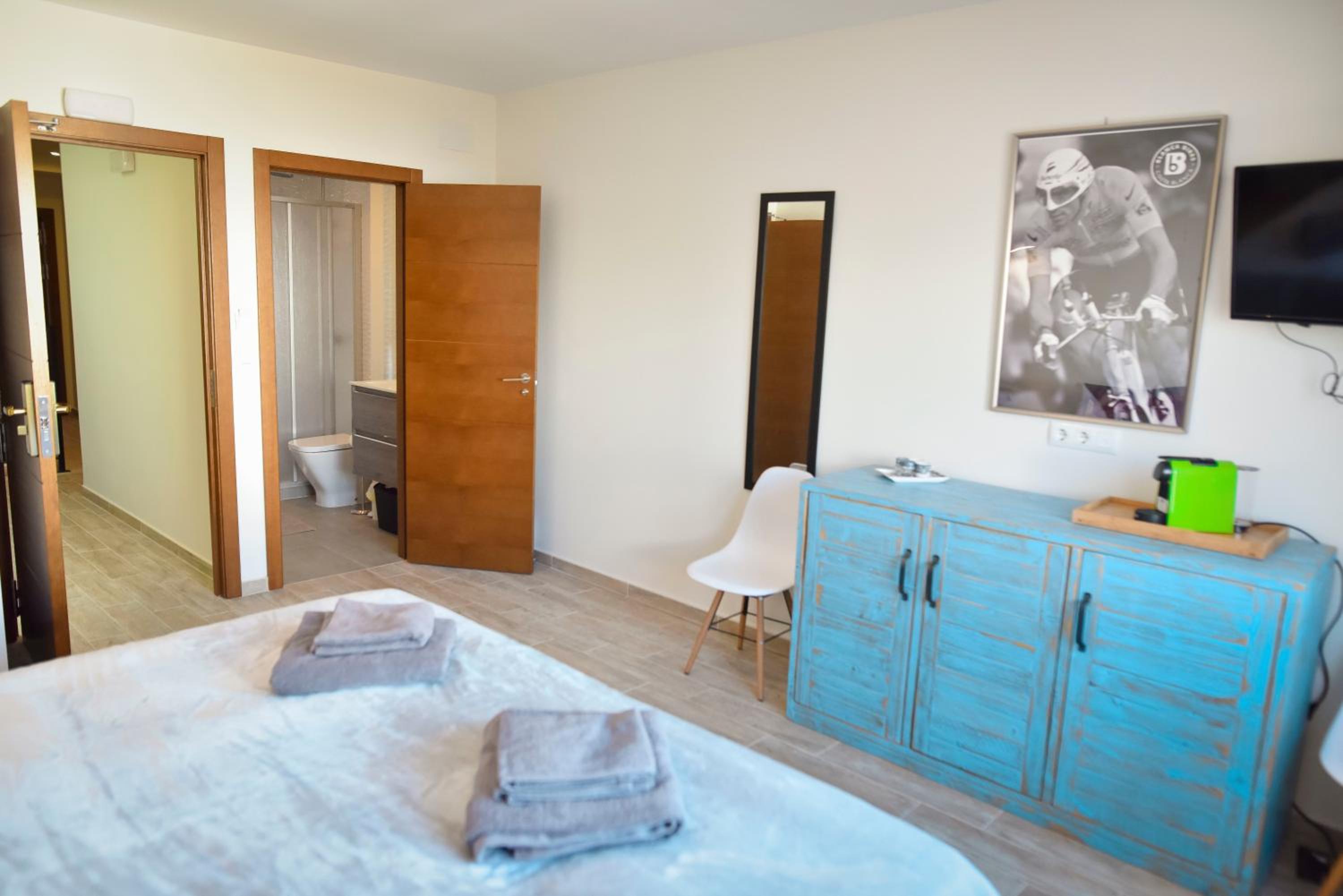 Double or Twin Room with View photo 3