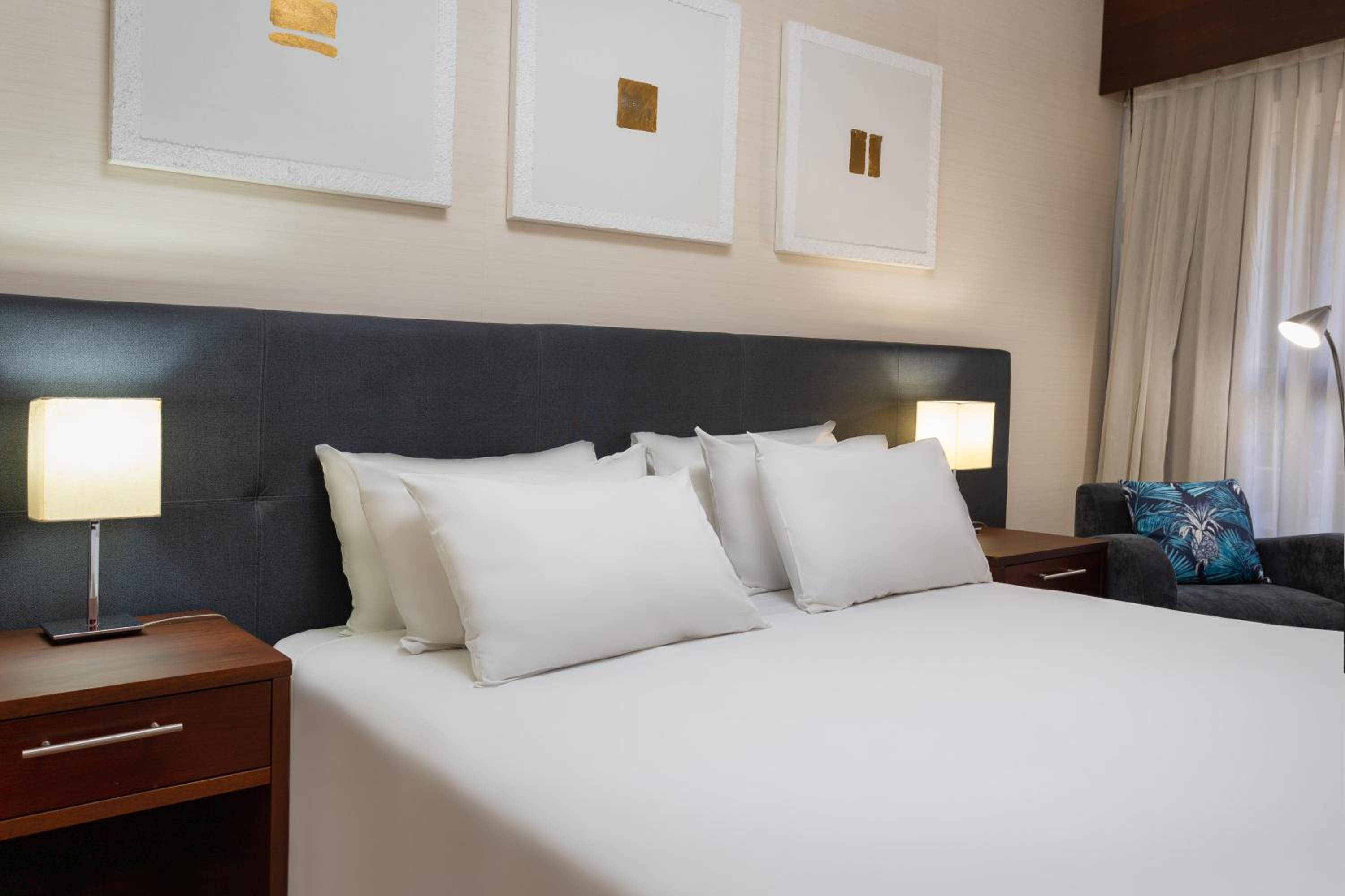 Standard Apartment with Queen Bed