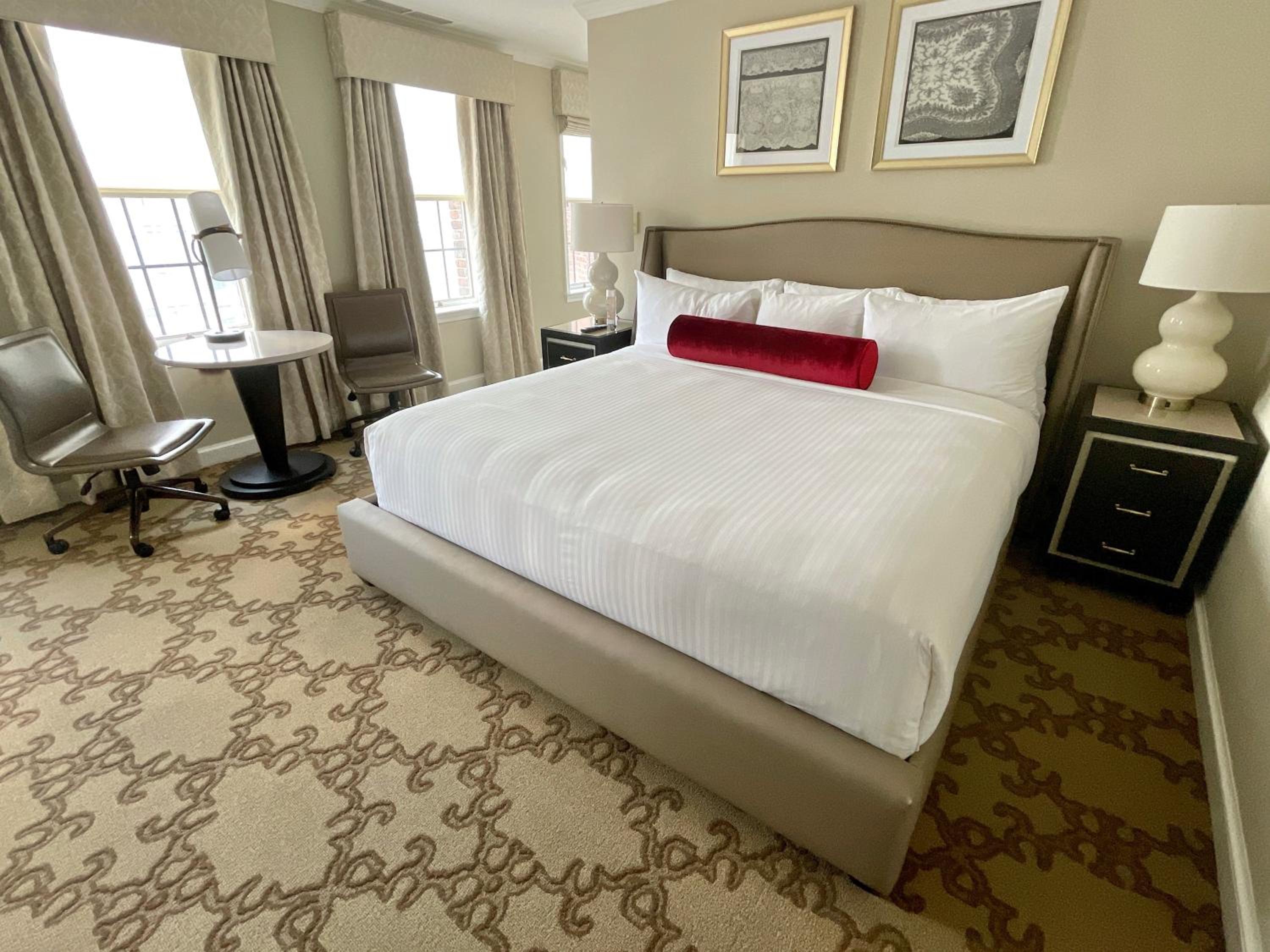 Superior King Room - Photo 5