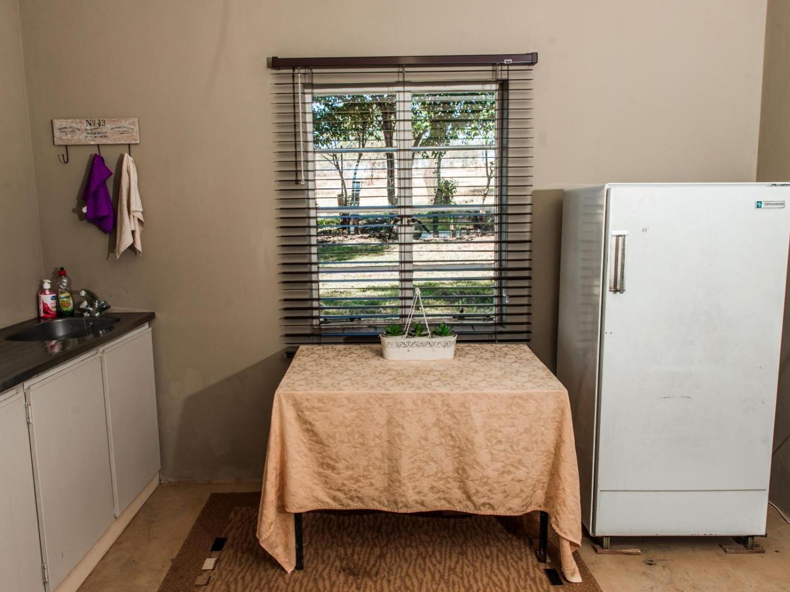Standard Double Room - Photo 10