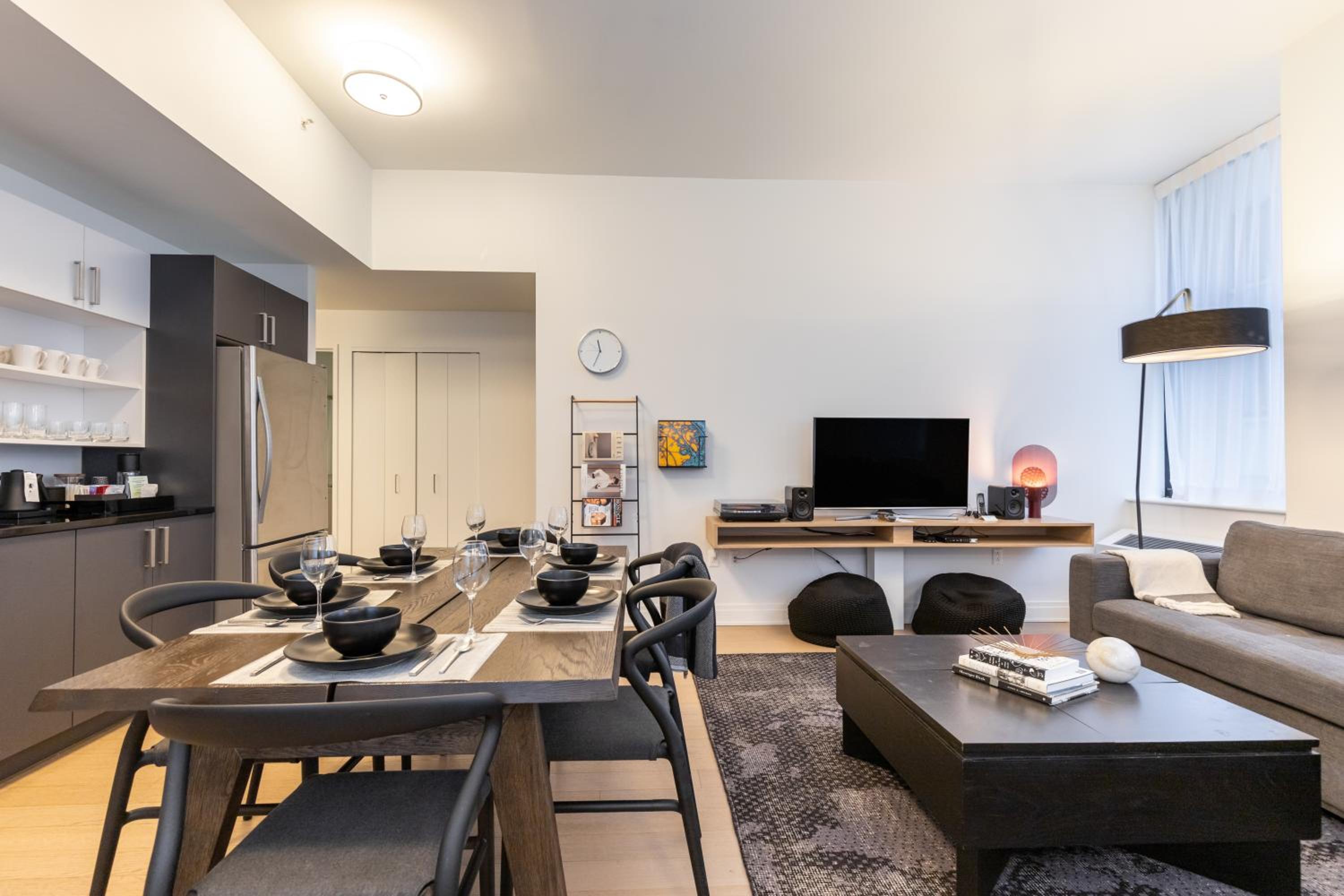 Two Bedroom, King and Queen (24/7 Front Desk)