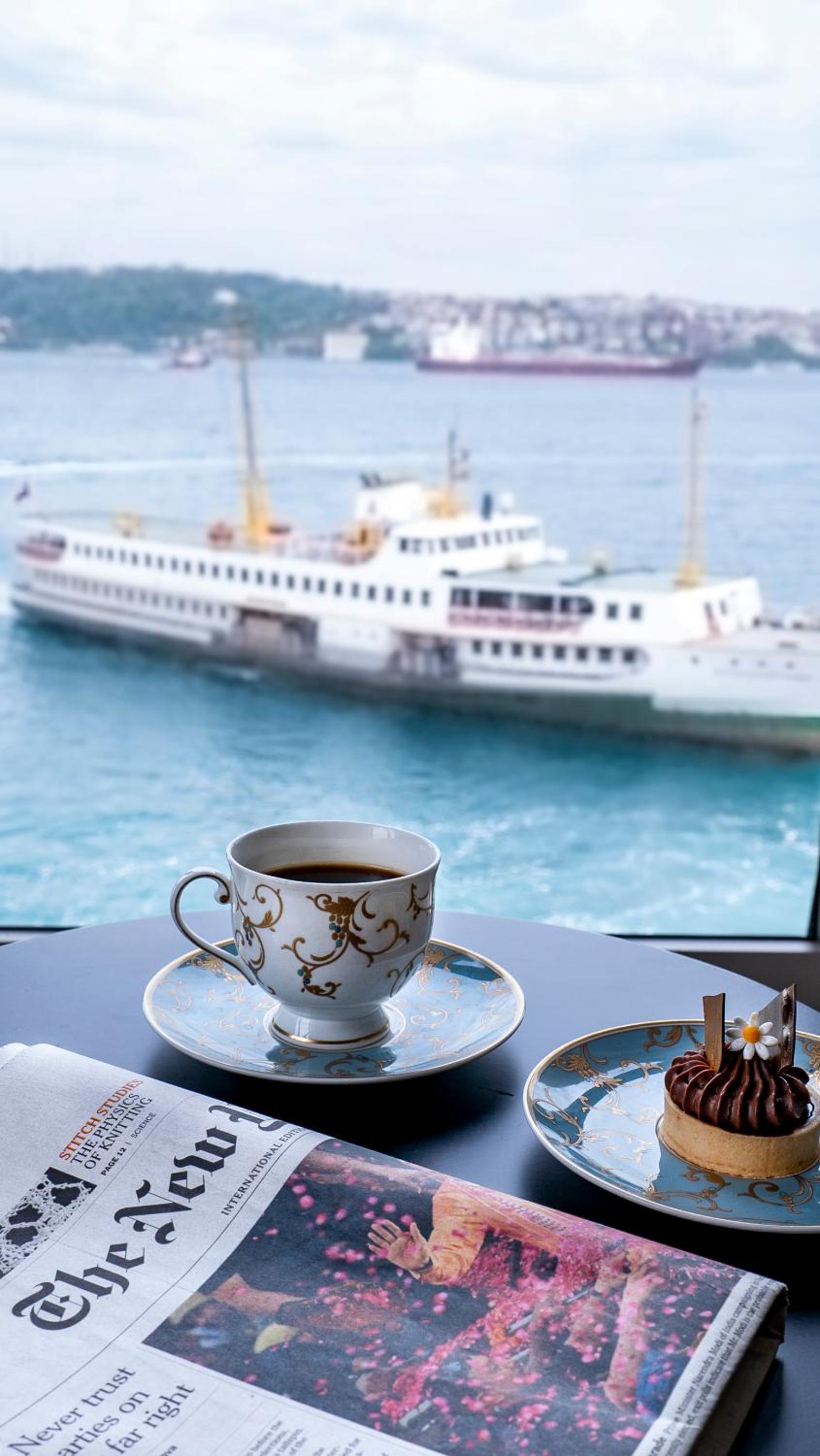 Premier Room with Bosphorus View - Photo 8