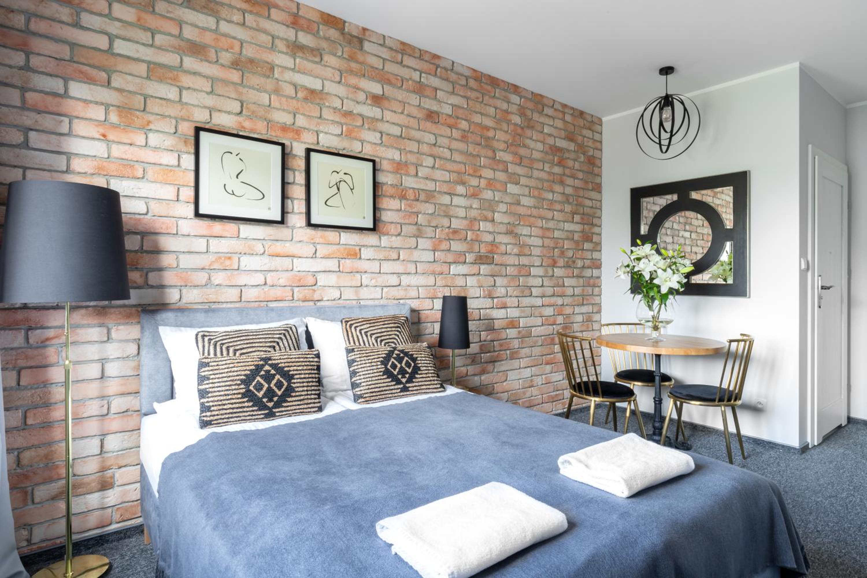 Triple Room with Bathroom and Air Conditioning photo 2
