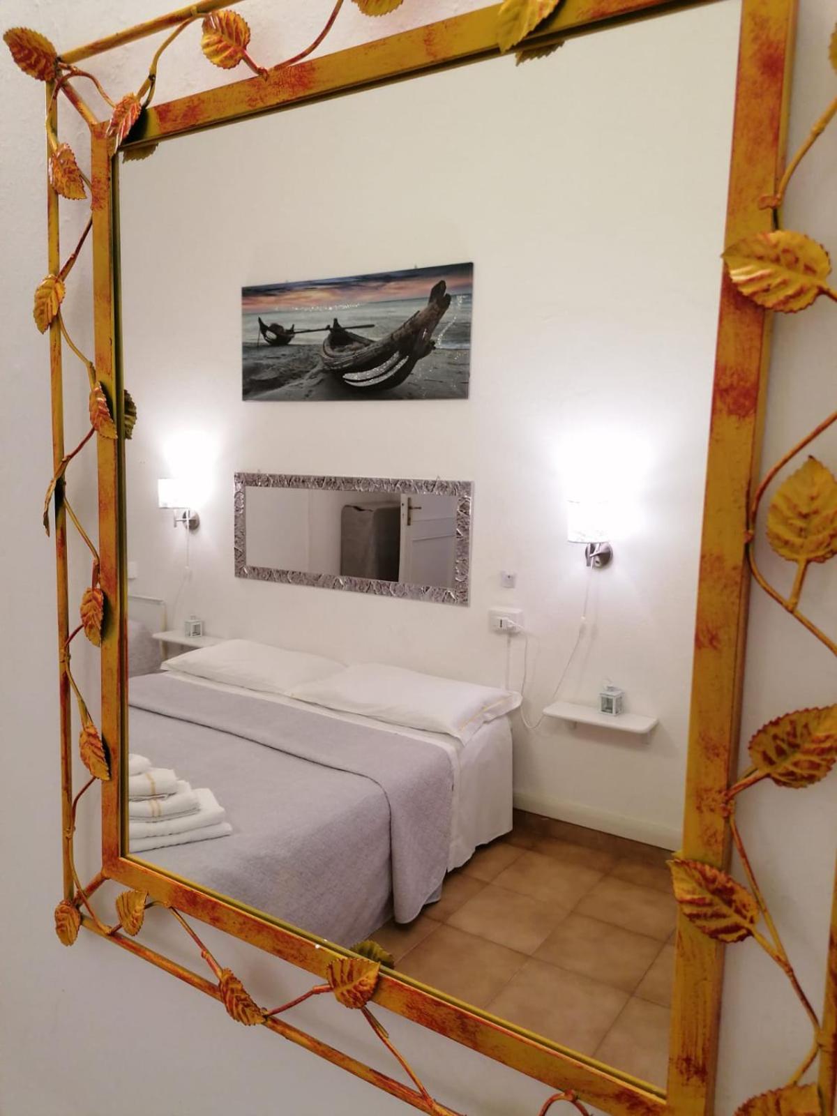 Double Room with Private Bathroom photo 3