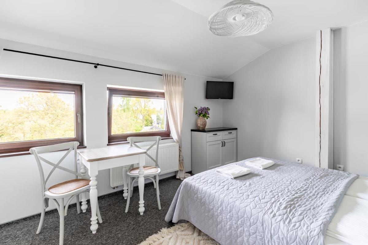 Double Room with Private Bathroom photo 2