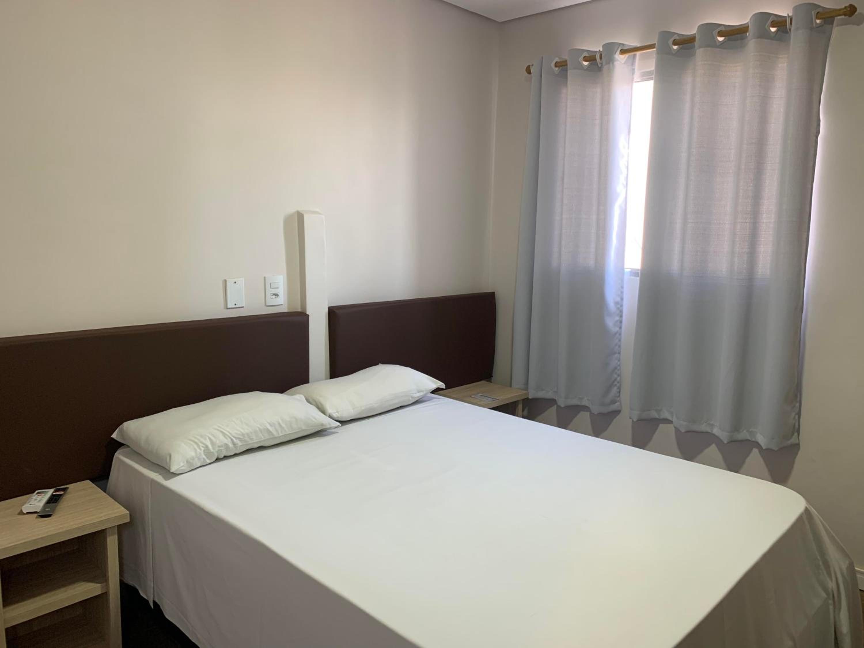 Budget Double Room - Photo 3