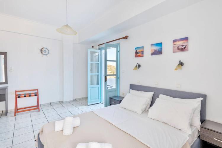 Standard Double or Twin Room with Sea View - Photo 4