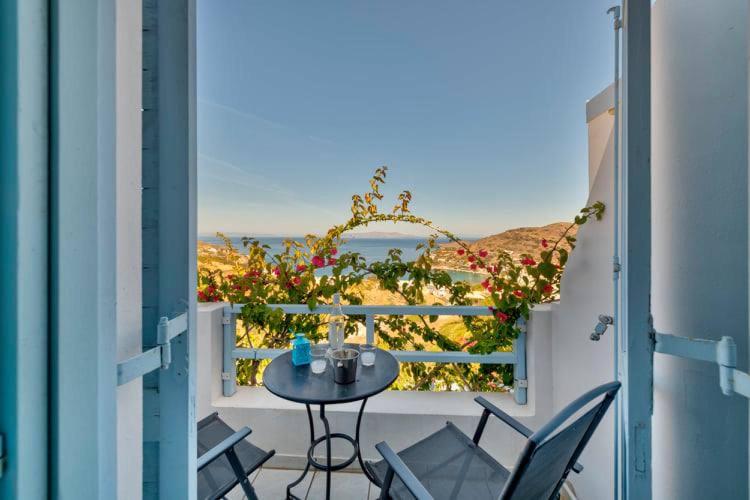 Standard Double or Twin Room with Sea View - Photo 6
