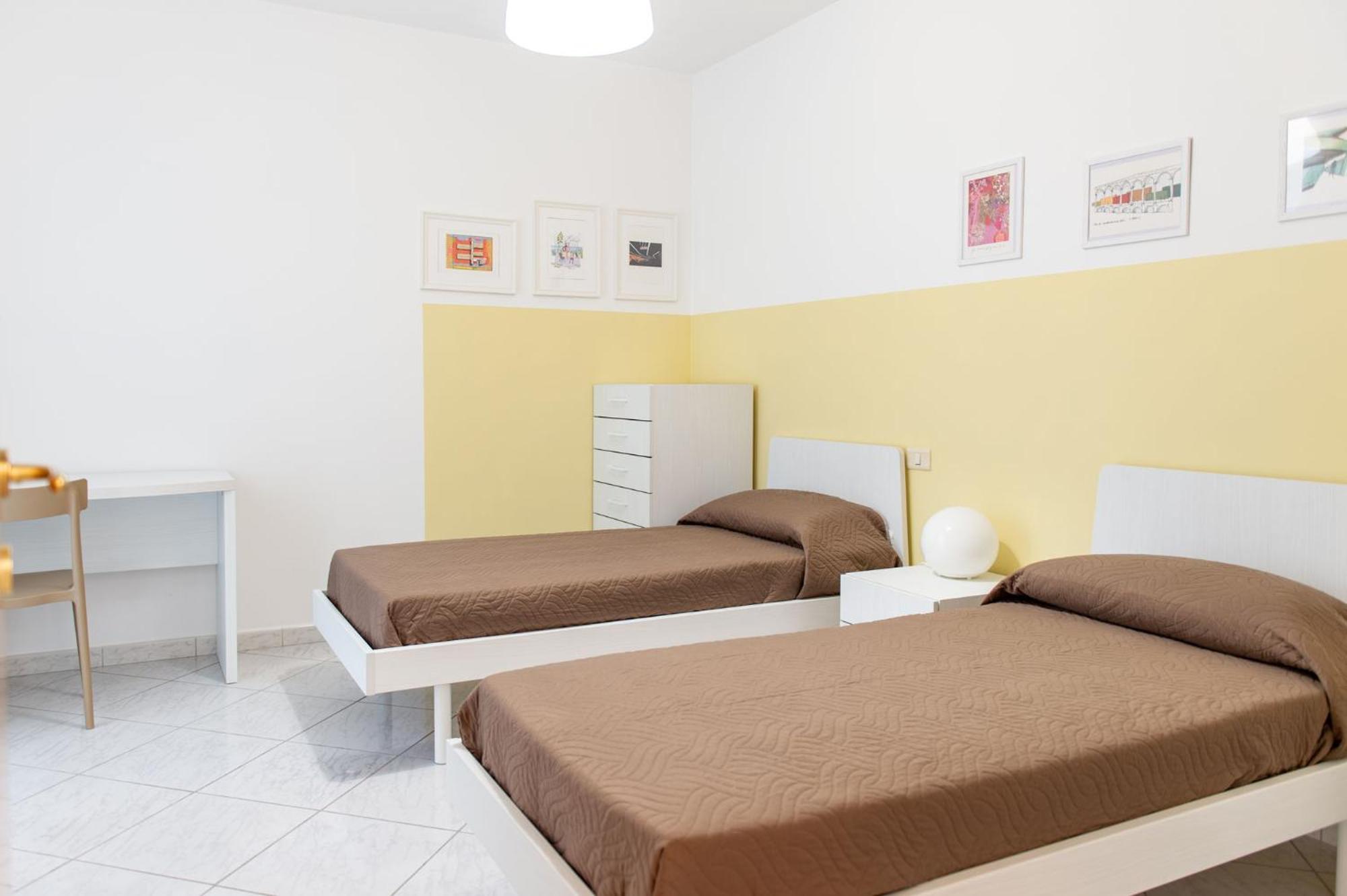 Deluxe Apartment photo 2