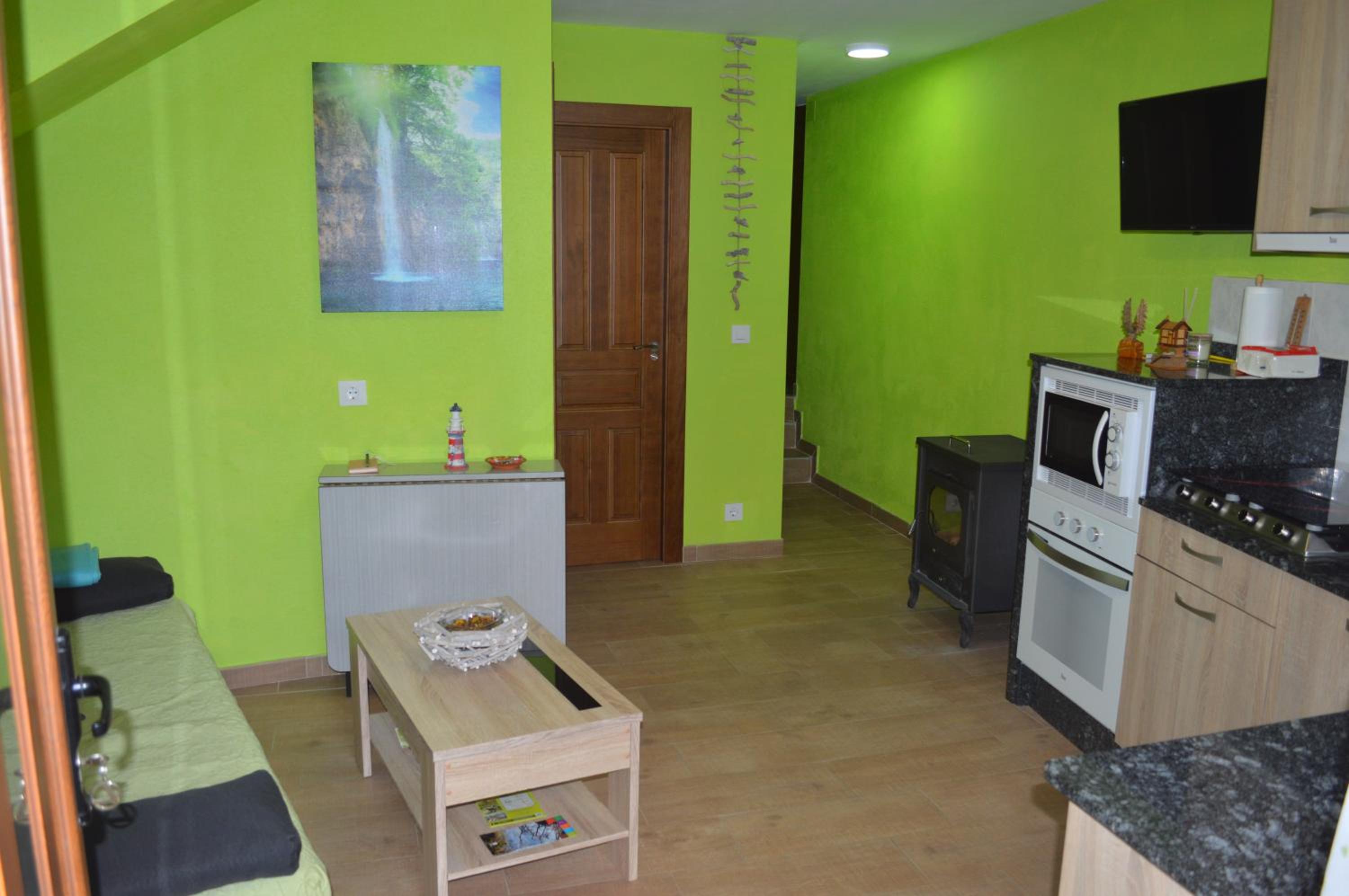 Two-Bedroom Apartment - Photo 9