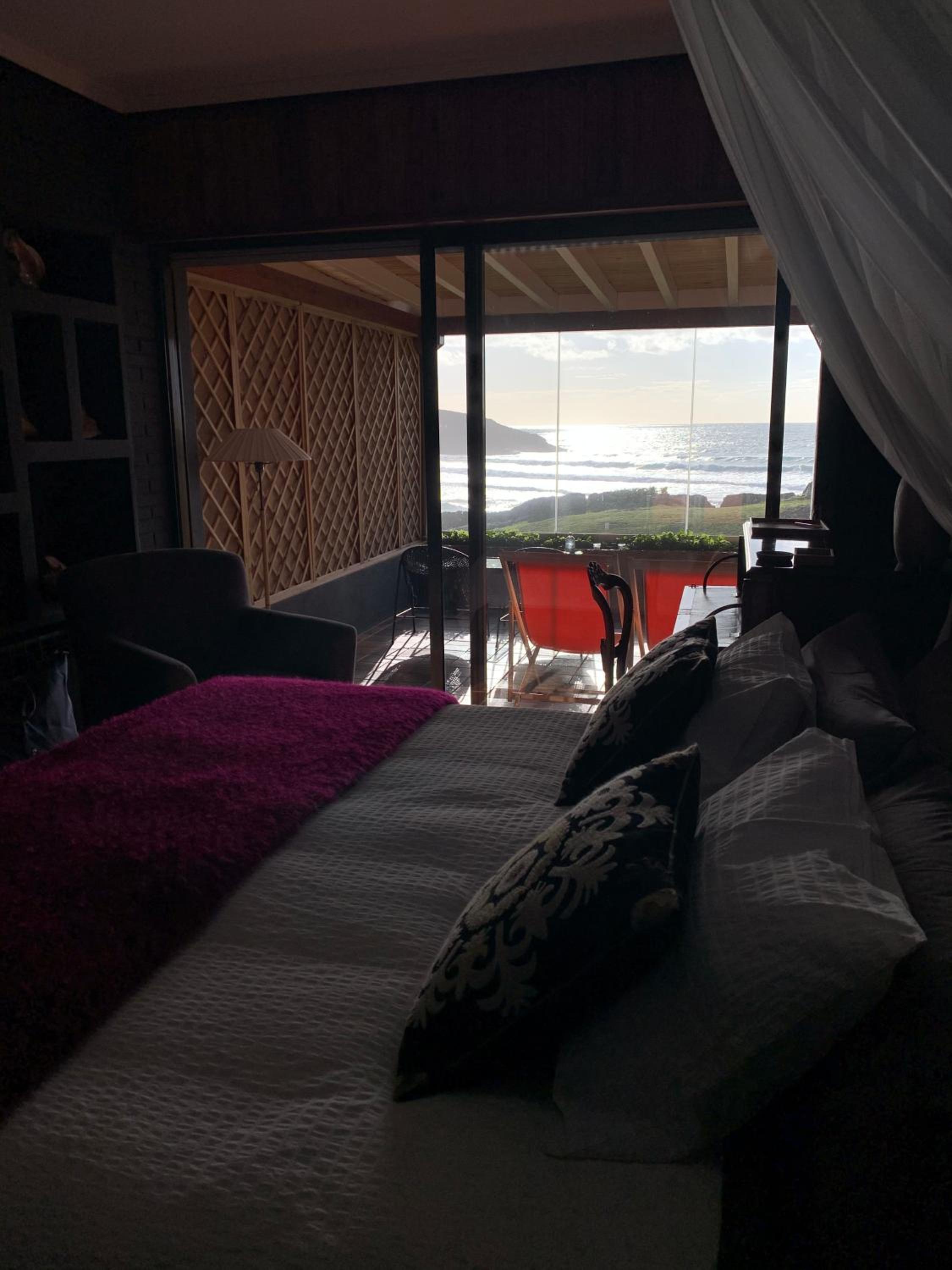 Deluxe Double or Twin Room with Sea View photo 3