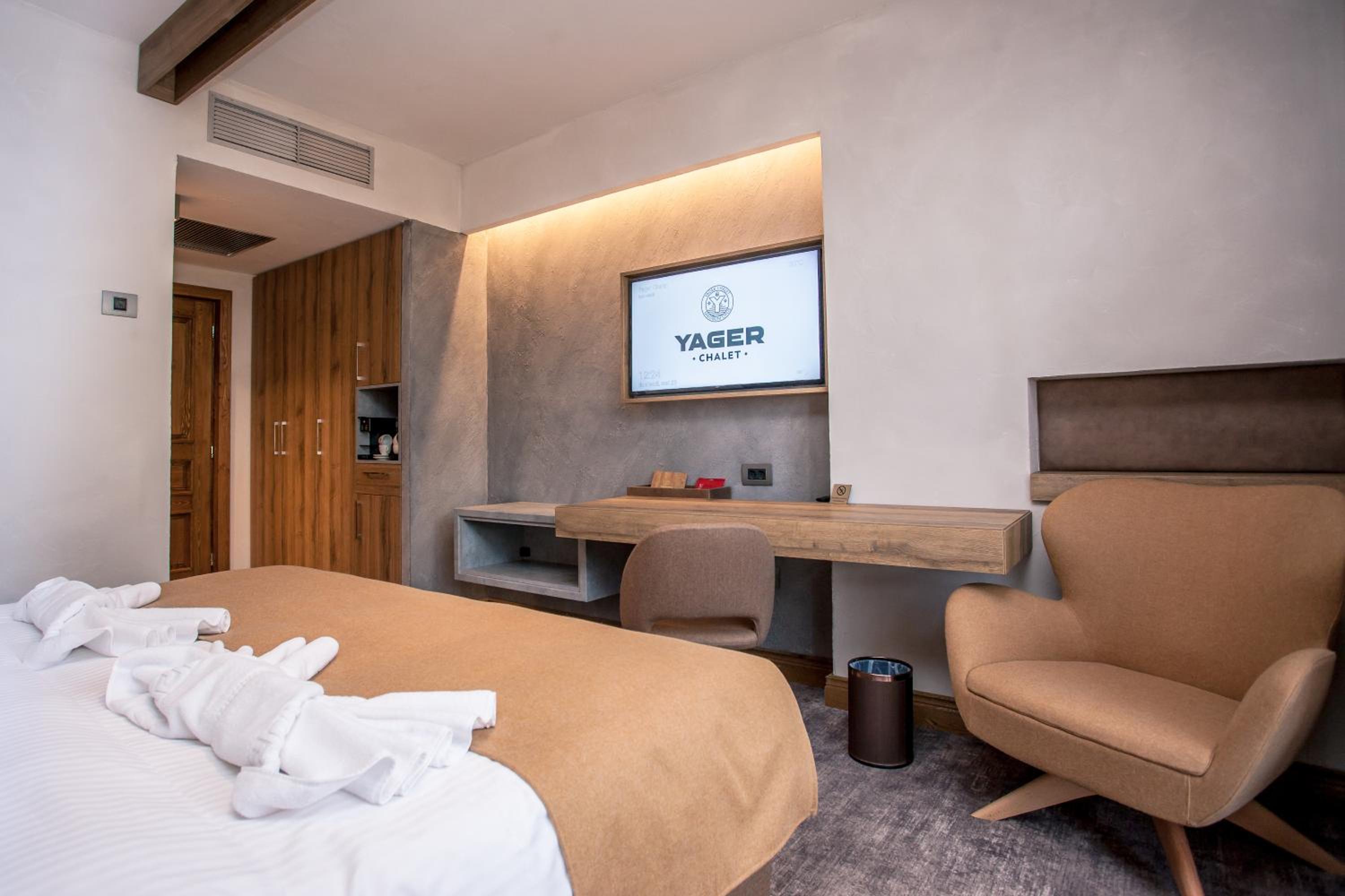 Double Room with Mountain View photo 1