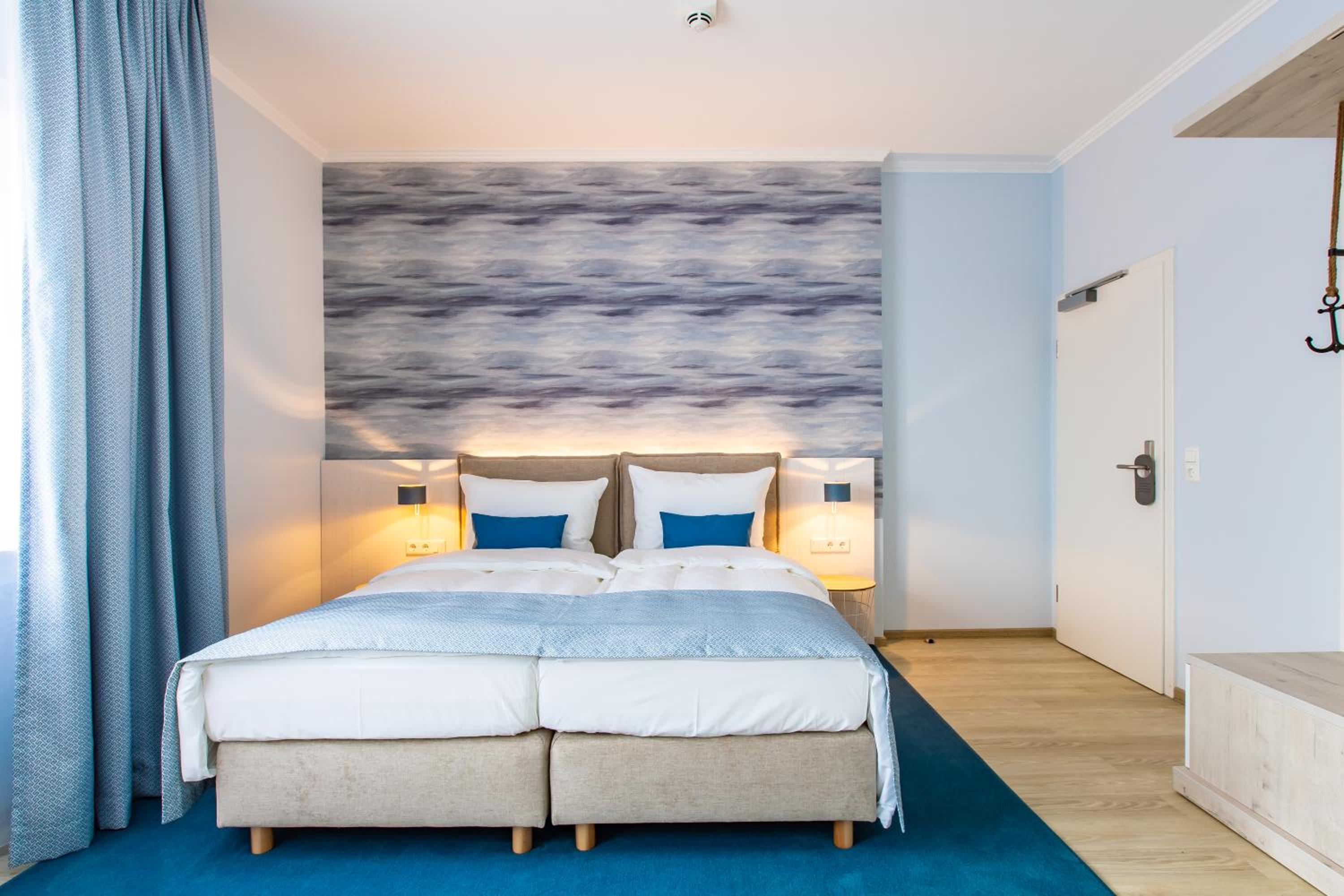 Double Room with Balcony and Sea View