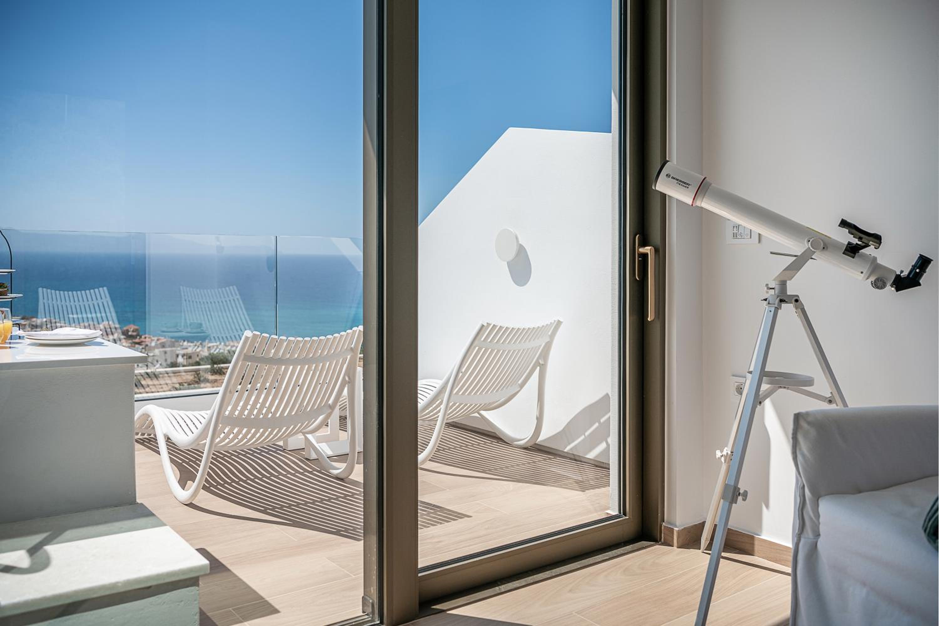 Ambassador Room with Sea View and Private Pool - Photo 2