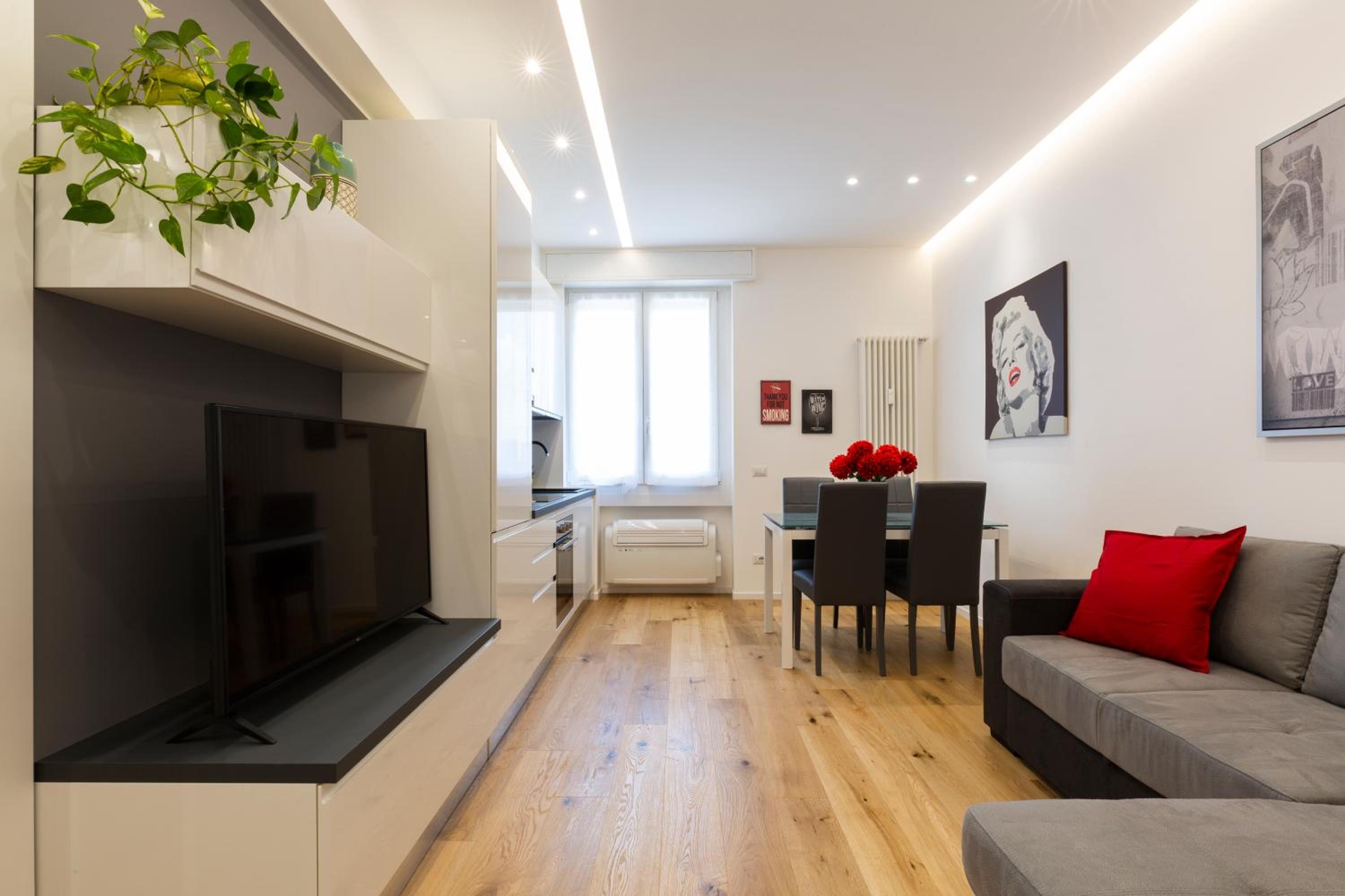One-Bedroom Apartment