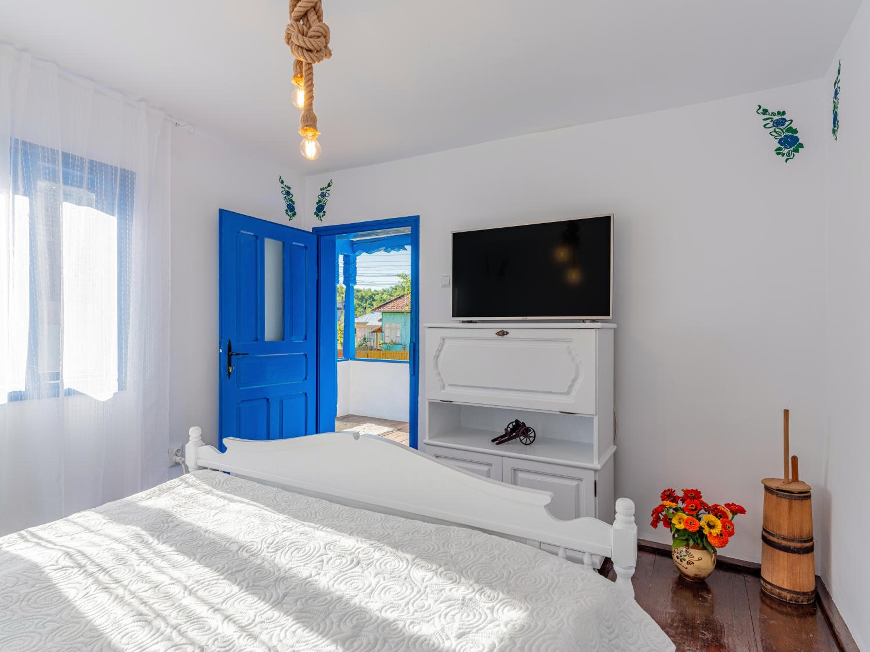 Two-Bedroom House - Photo 61