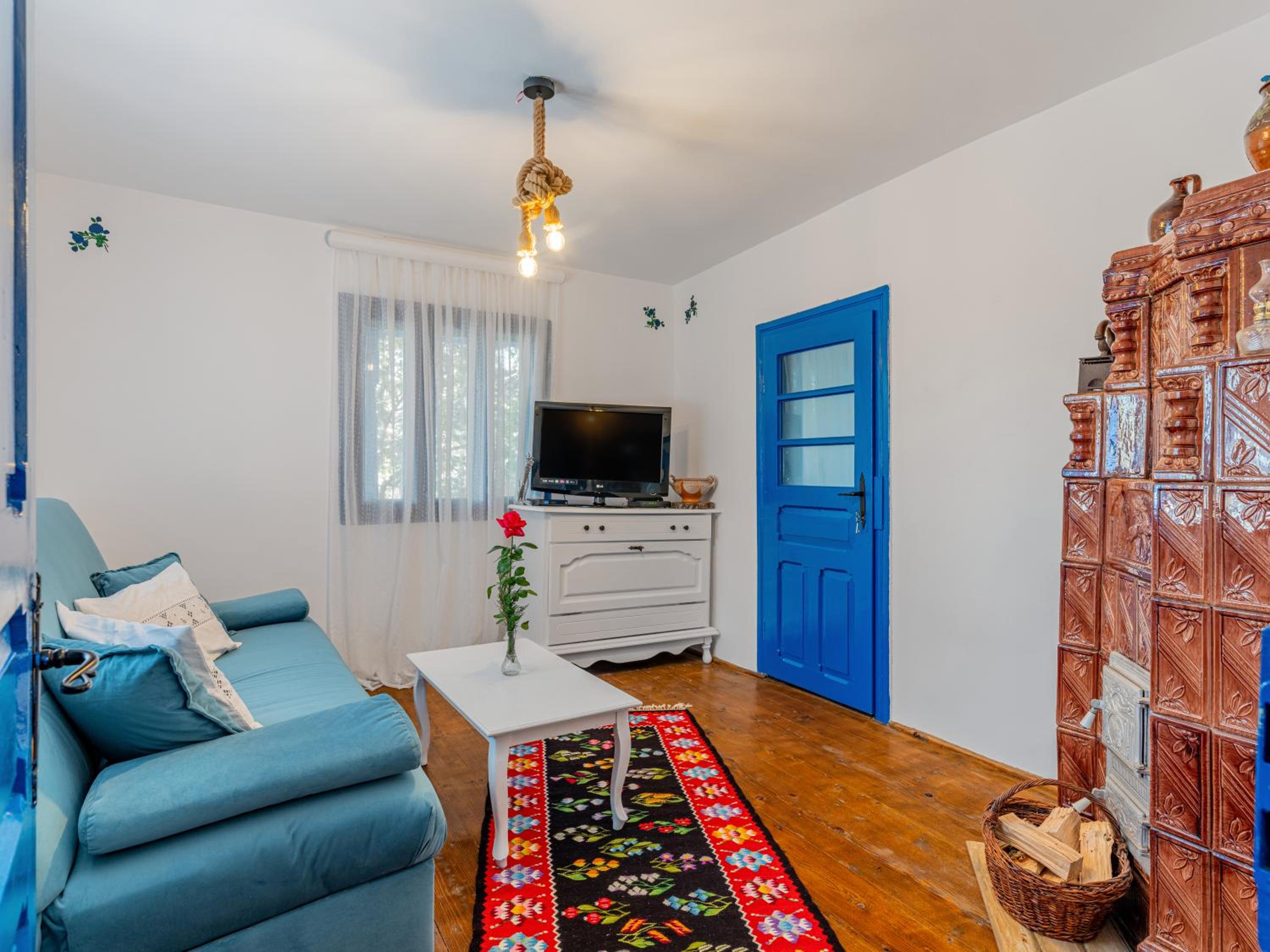 Two-Bedroom House - Photo 134