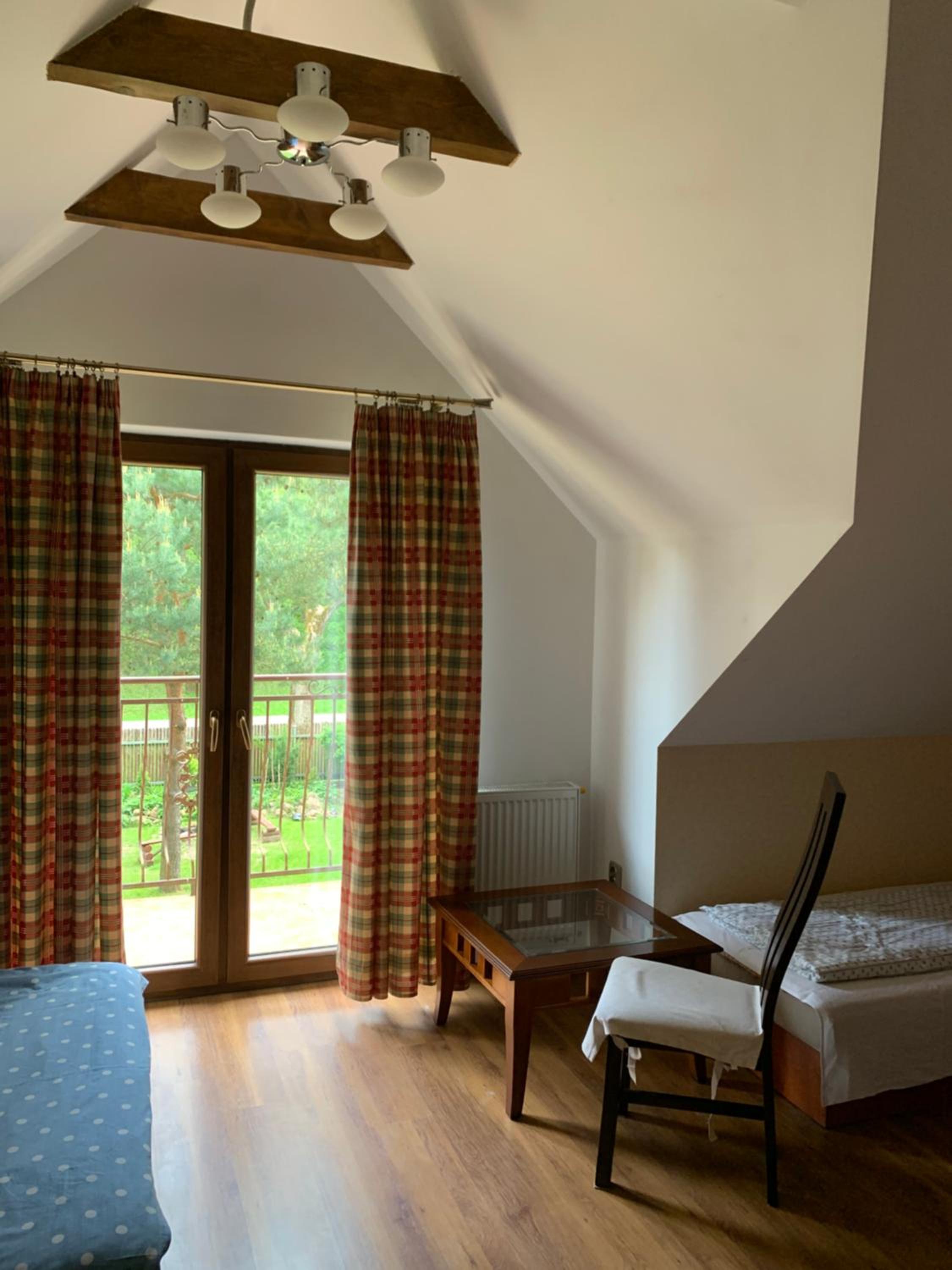 Three-Bedroom Townhouse - Photo 8