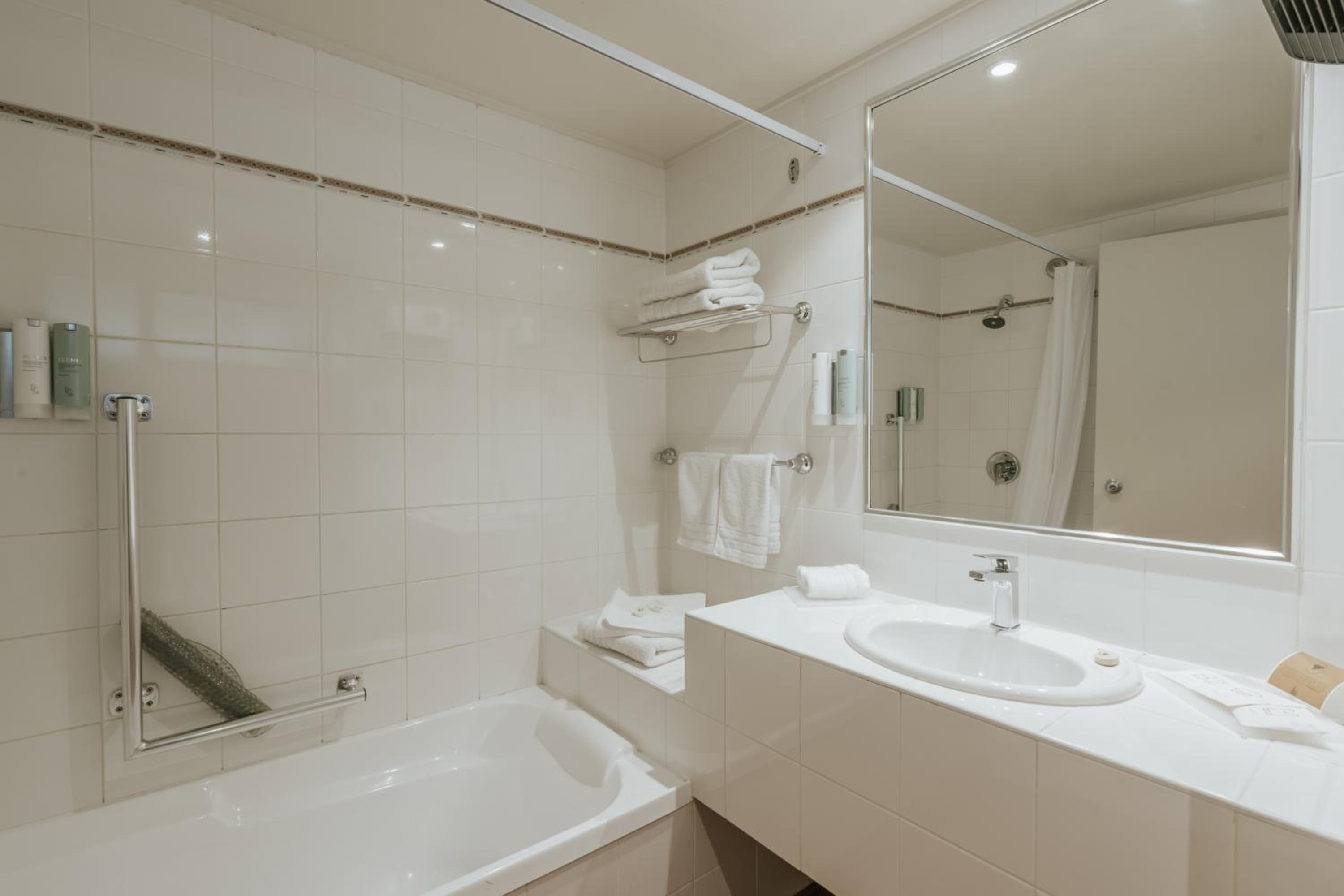 Apartment - Photo 5