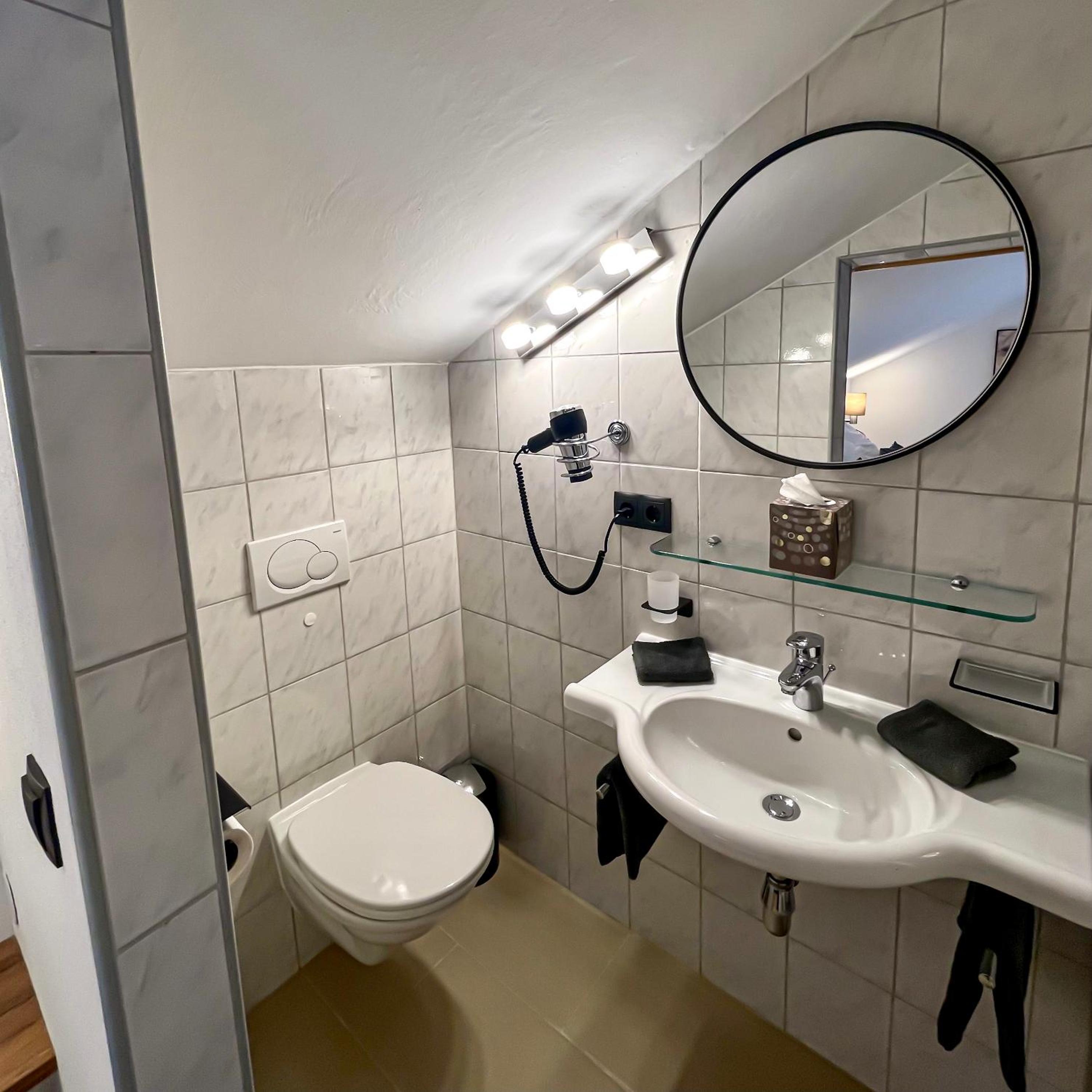 Kleines Standart-Doppelzimmer mit Bergblick 2 photo 2