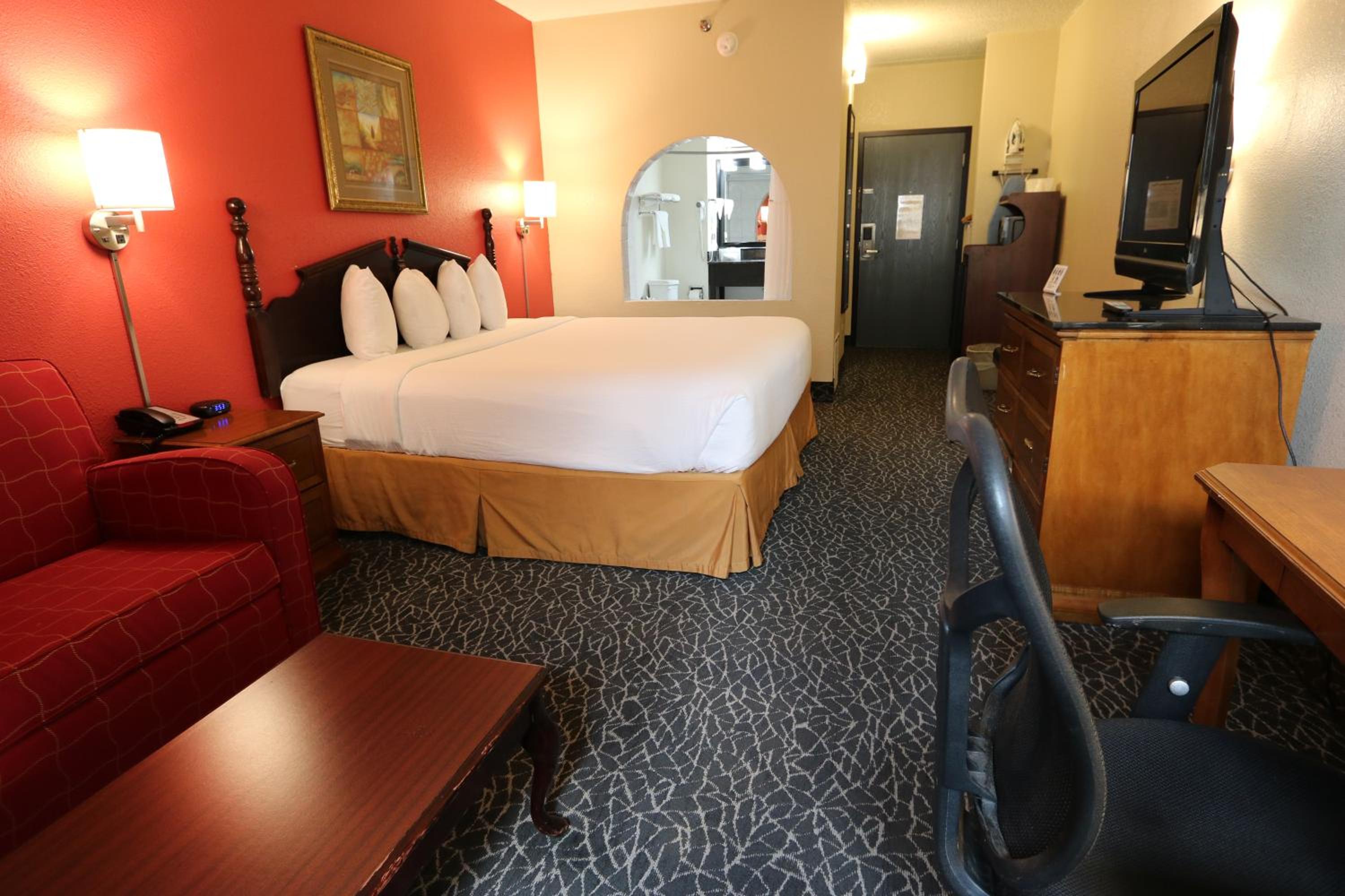Superior King Studio Suite - Non-Smoking - Photo 6