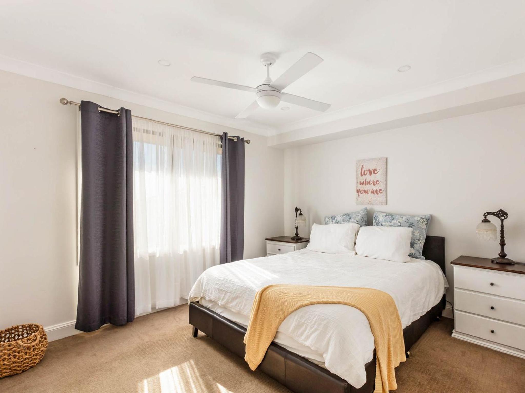 Four-Bedroom House photo 1