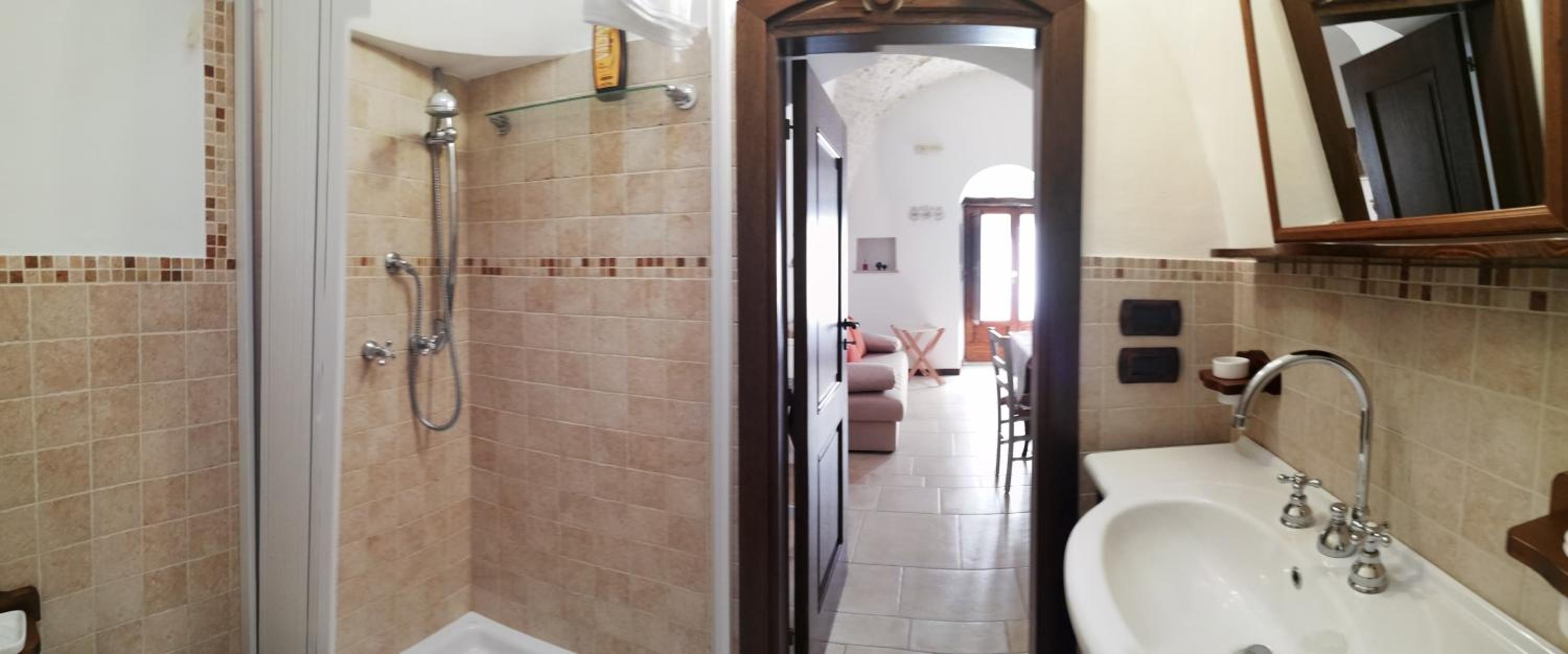 One-Bedroom House - Photo 3