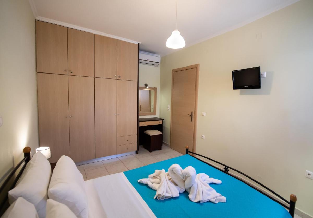 One-Bedroom Apartment photo 2