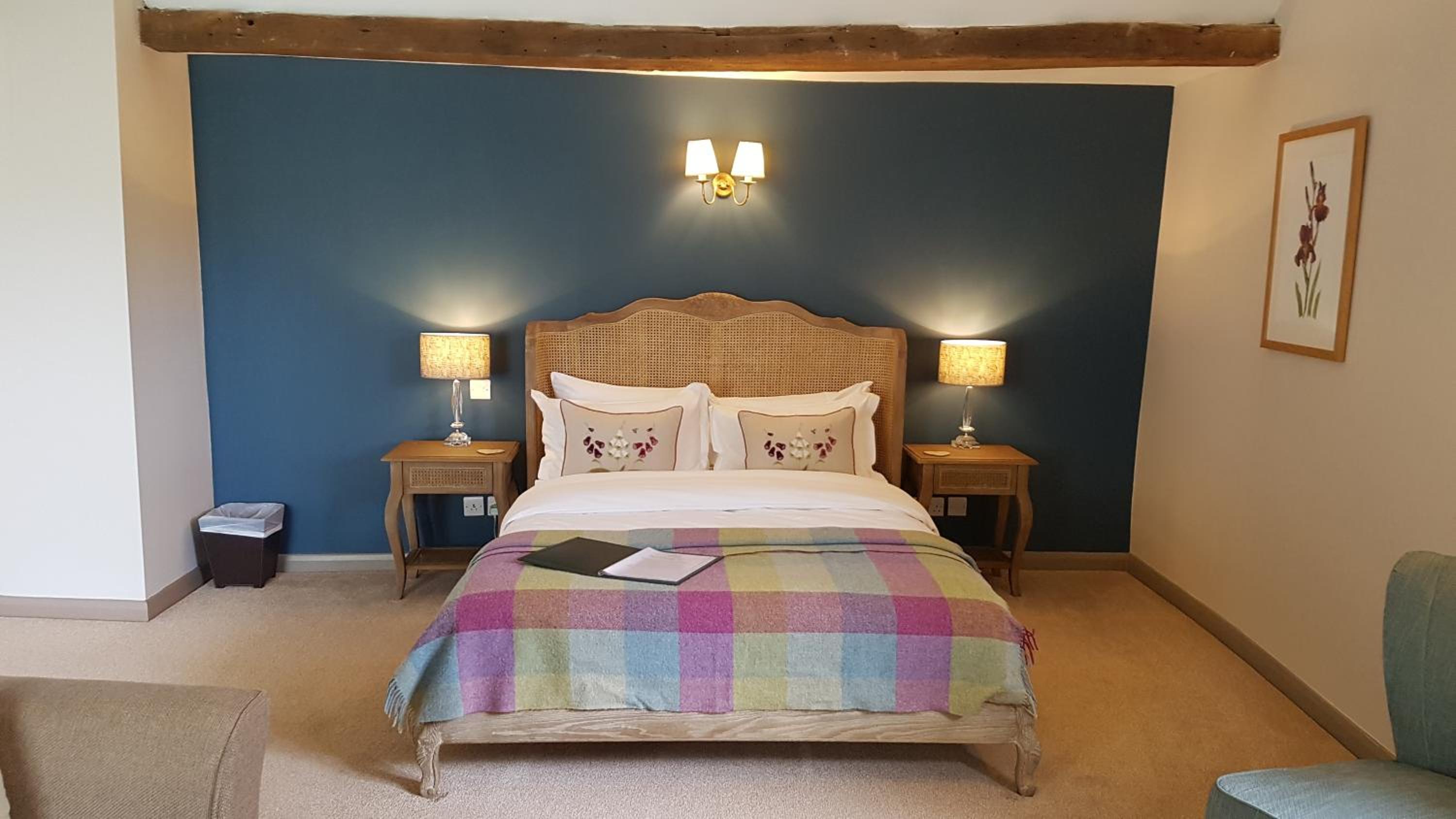 Deluxe Room - Photo 4