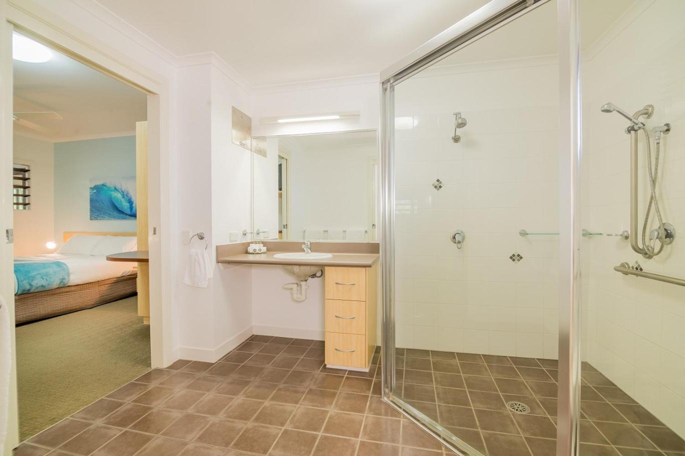 1 Bedroom Apartment - Accessible photo 3