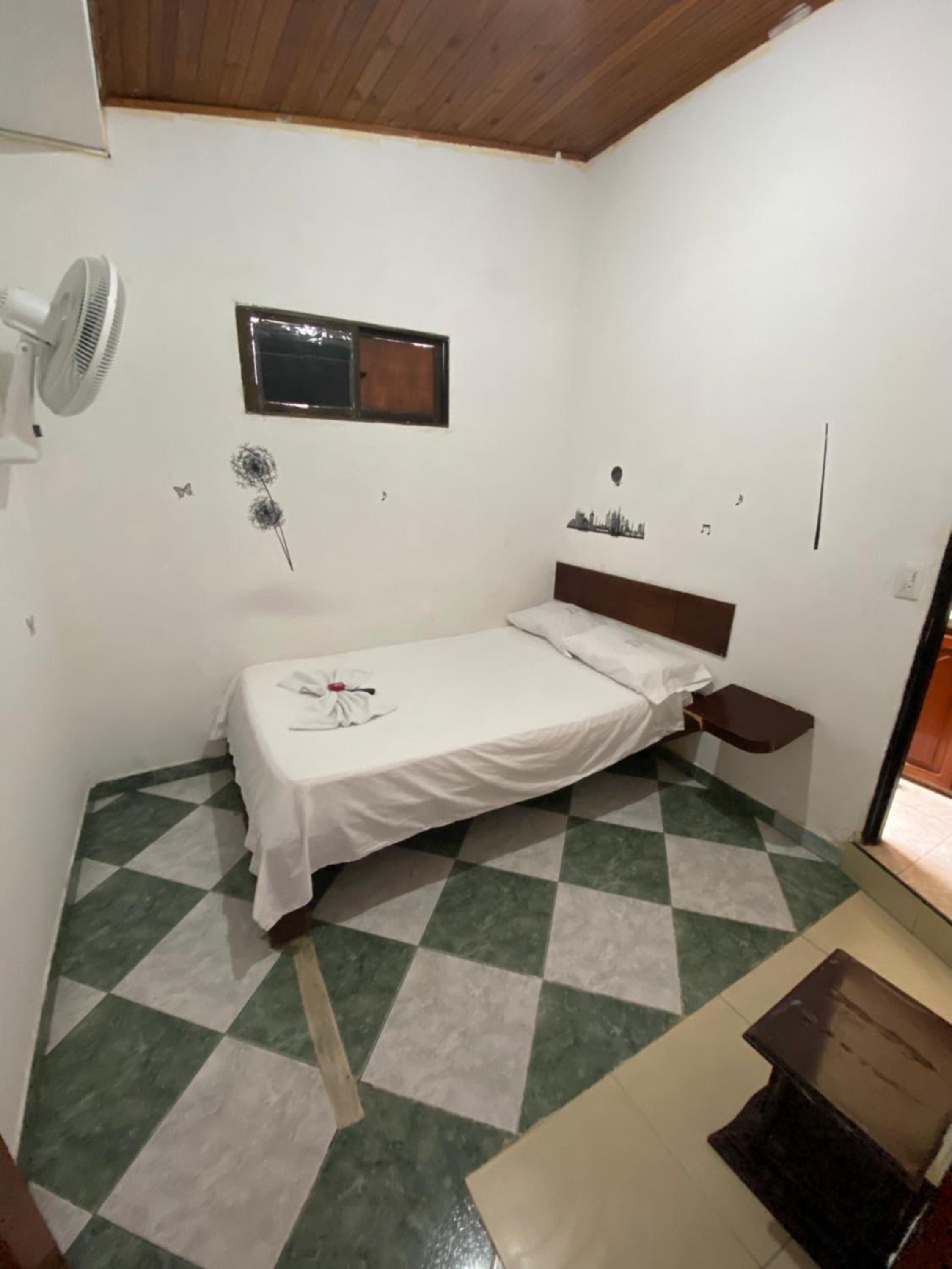Double Room with Private Bathroom photo 2
