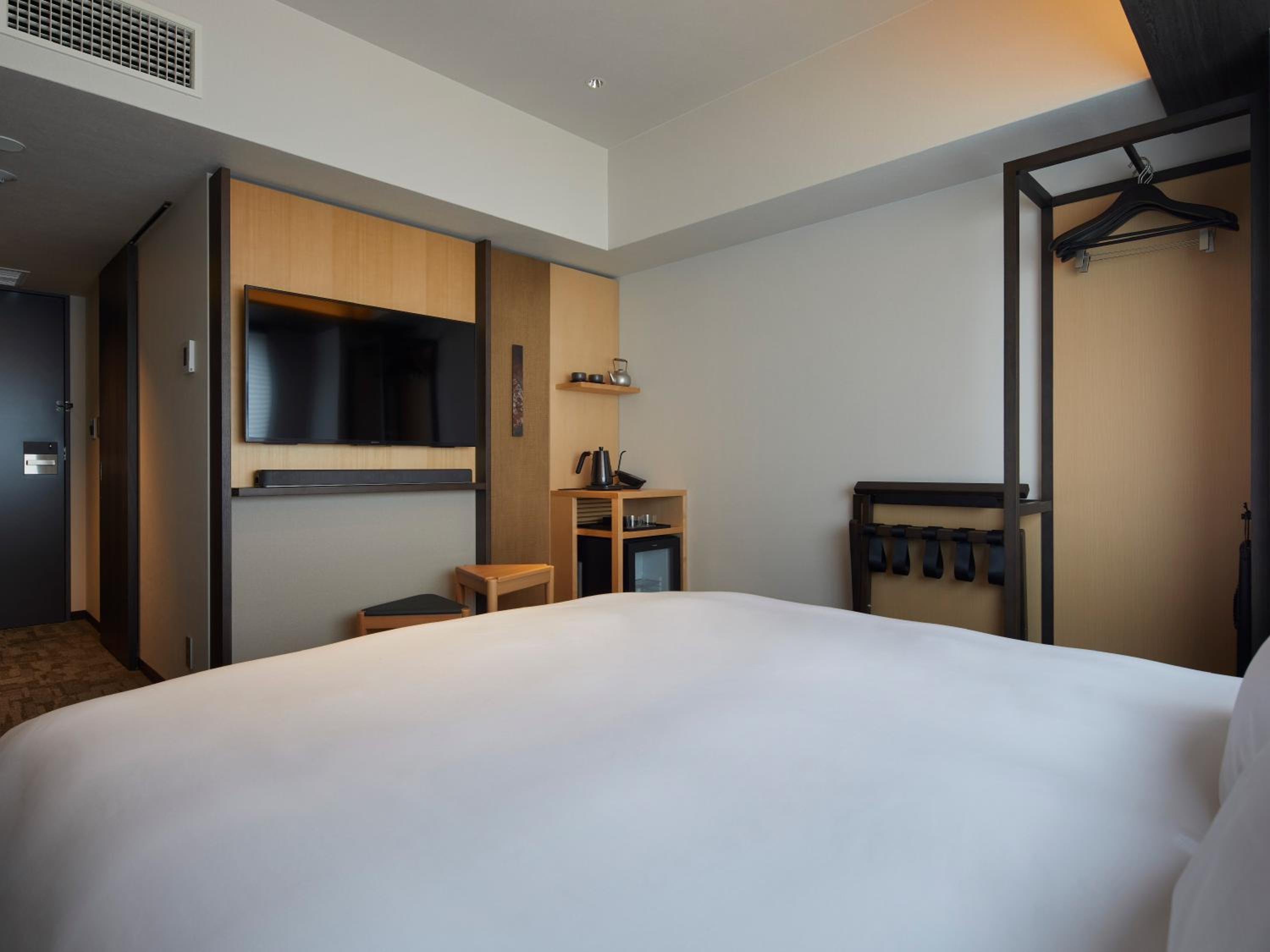 Superior King Room - Photo 2