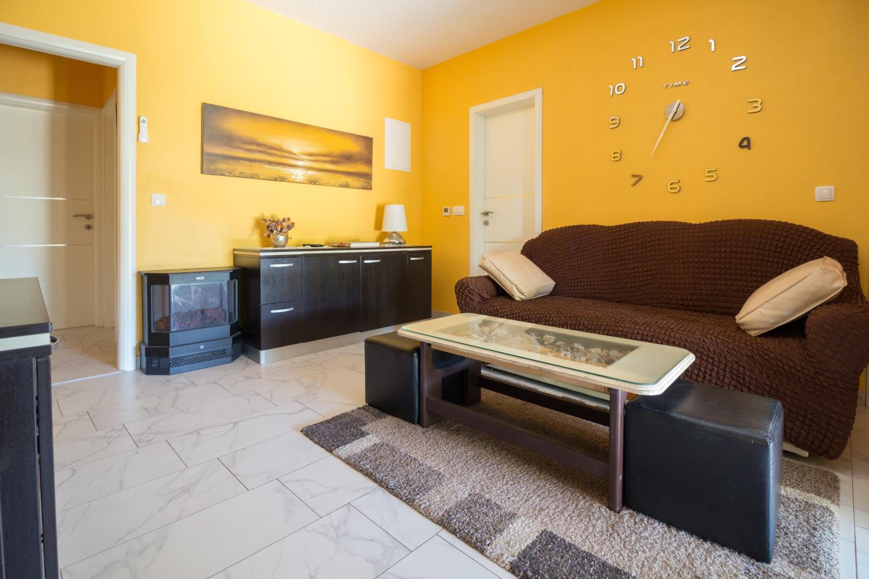 Three-Bedroom Apartment with Patio - Ground Floor photo 3