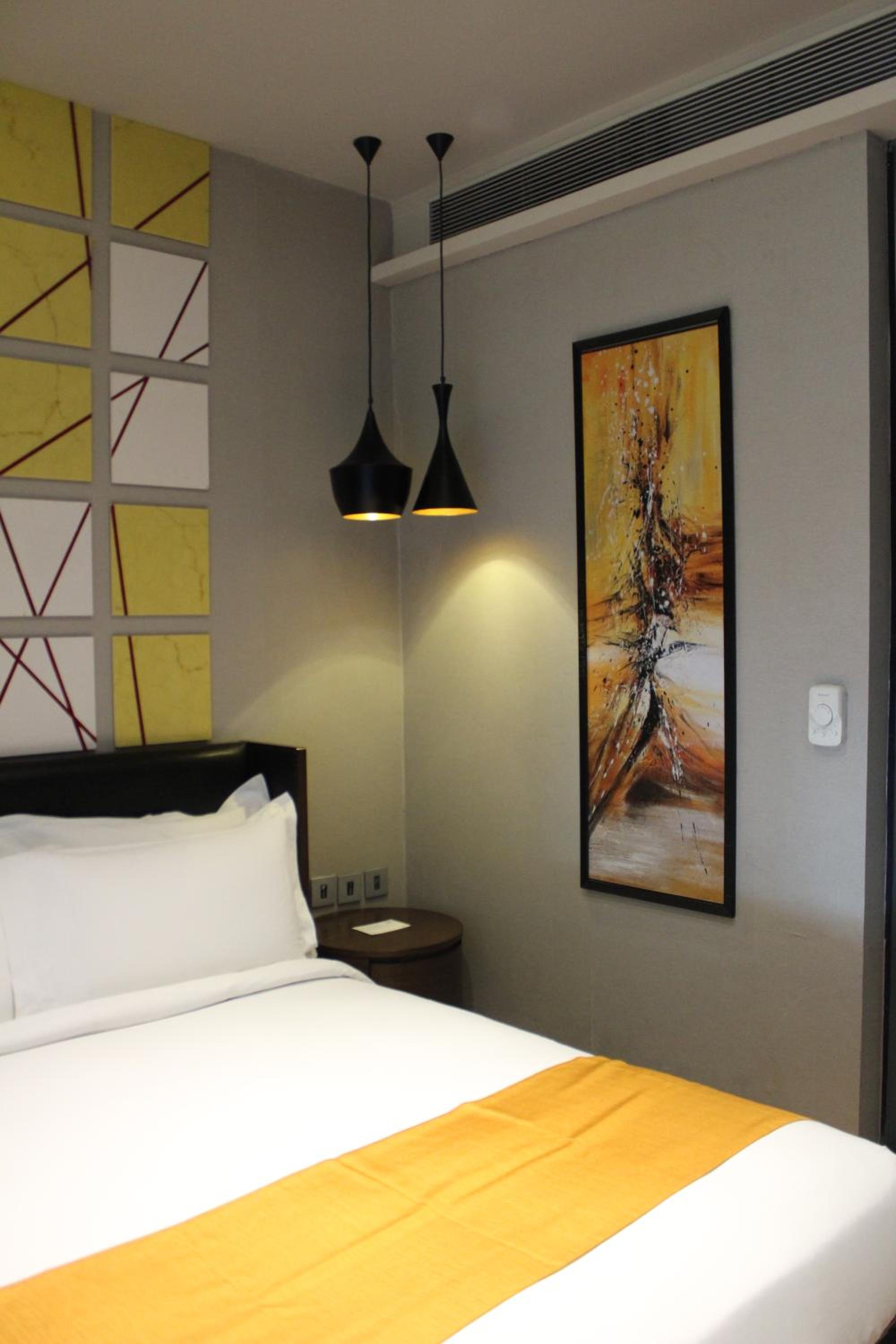 Queen Room - Domestic Wing - Non Smoking - Photo 10