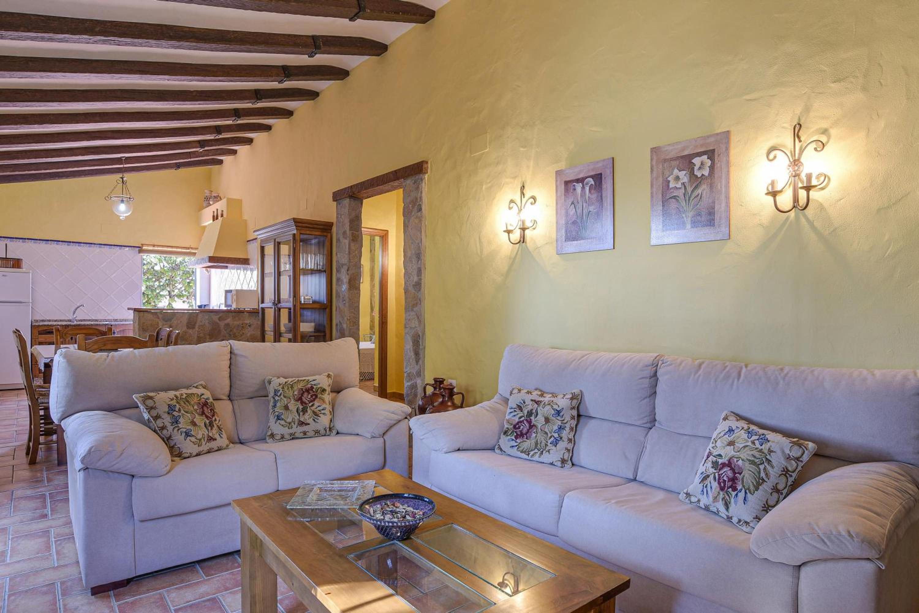 Casa de Seis Habitaciones