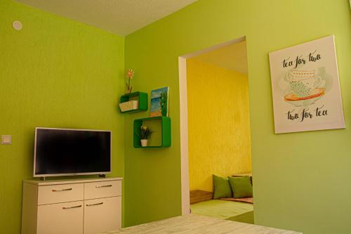 Two-Bedroom Apartment photo 2