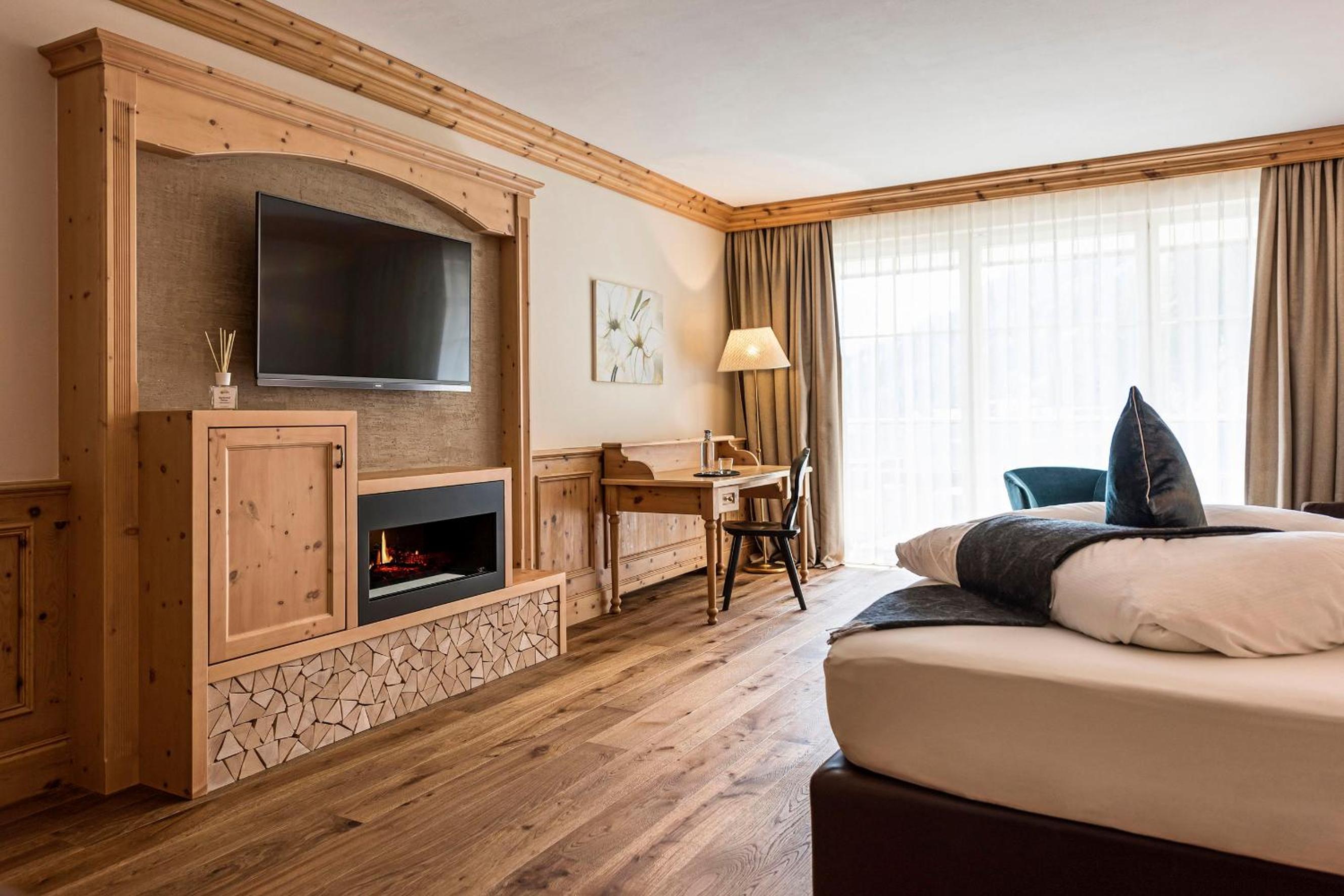 Suite with Balcony - Photo 10