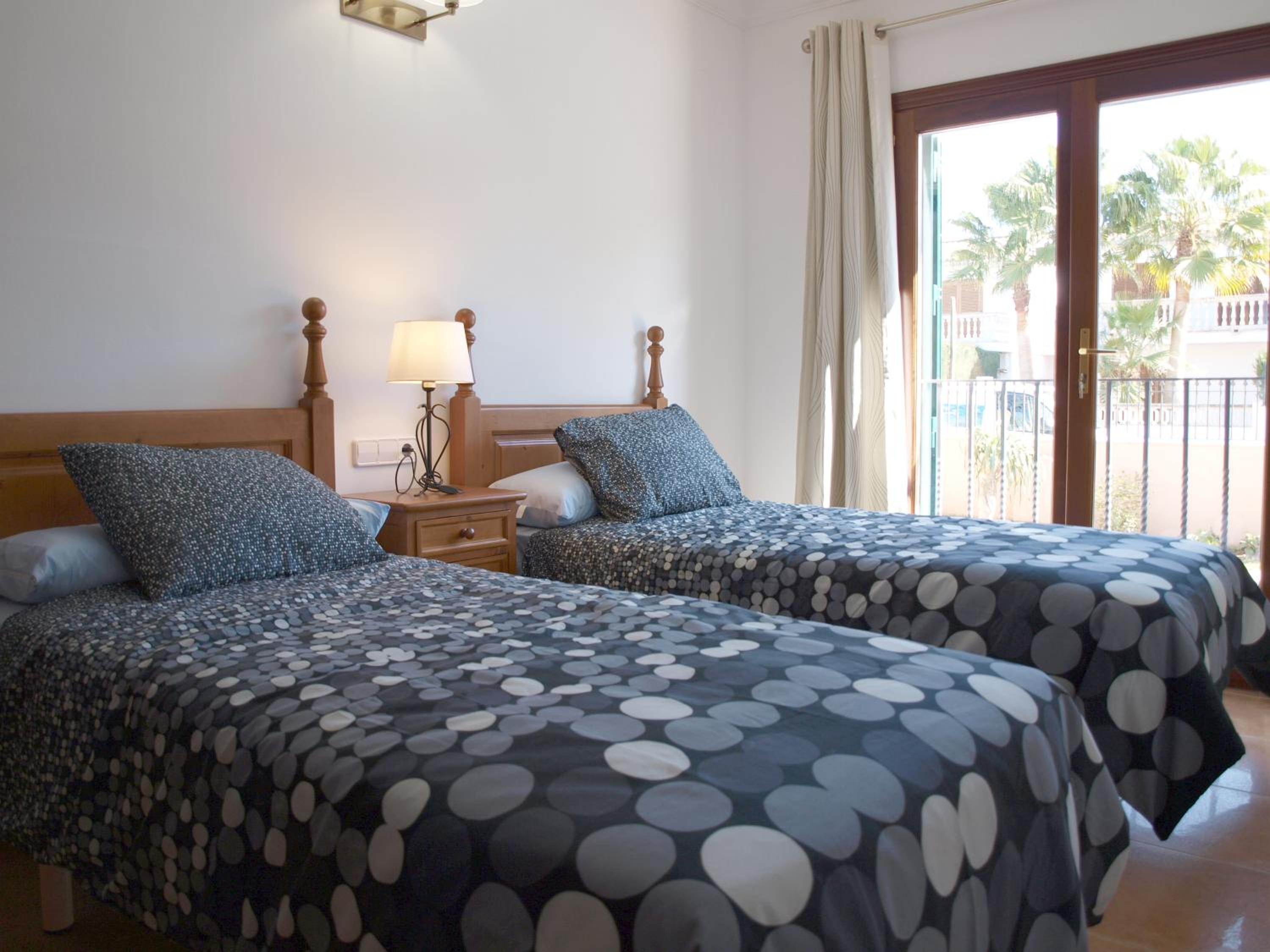 Casa de cuatro habitaciones
