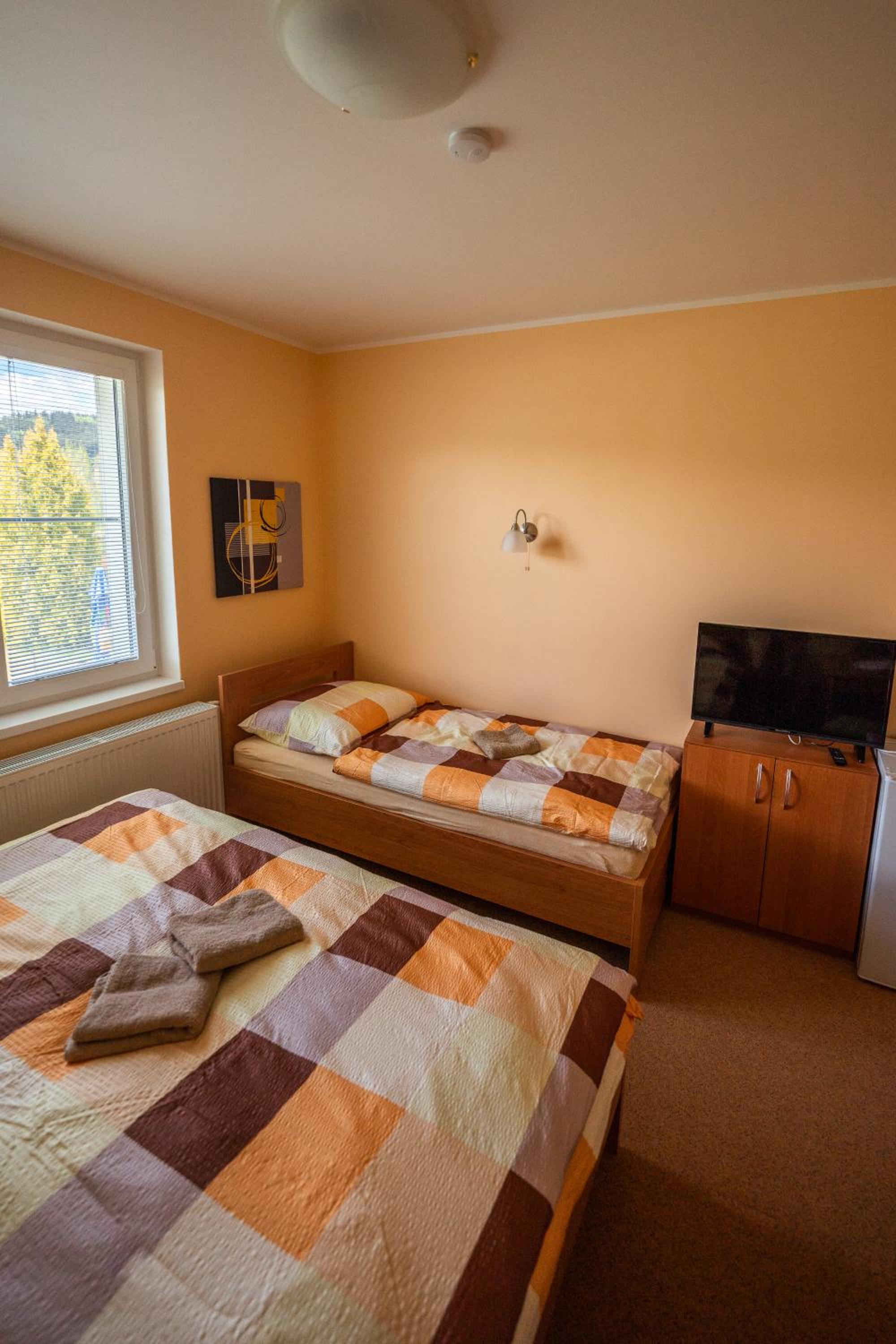 Triple Room With Private Bathroom photo 1