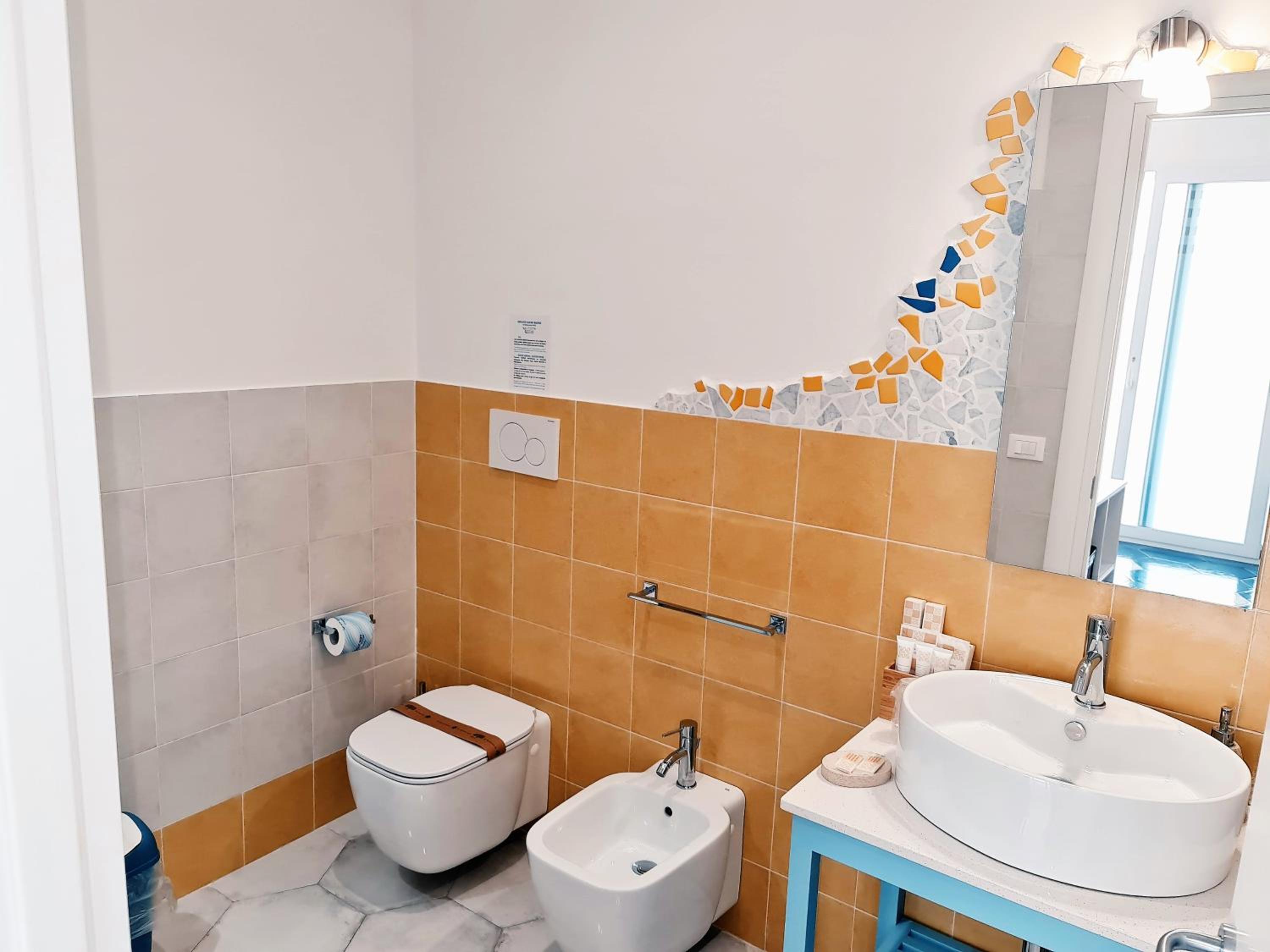 Triple Room with Private Bathroom - Photo 6