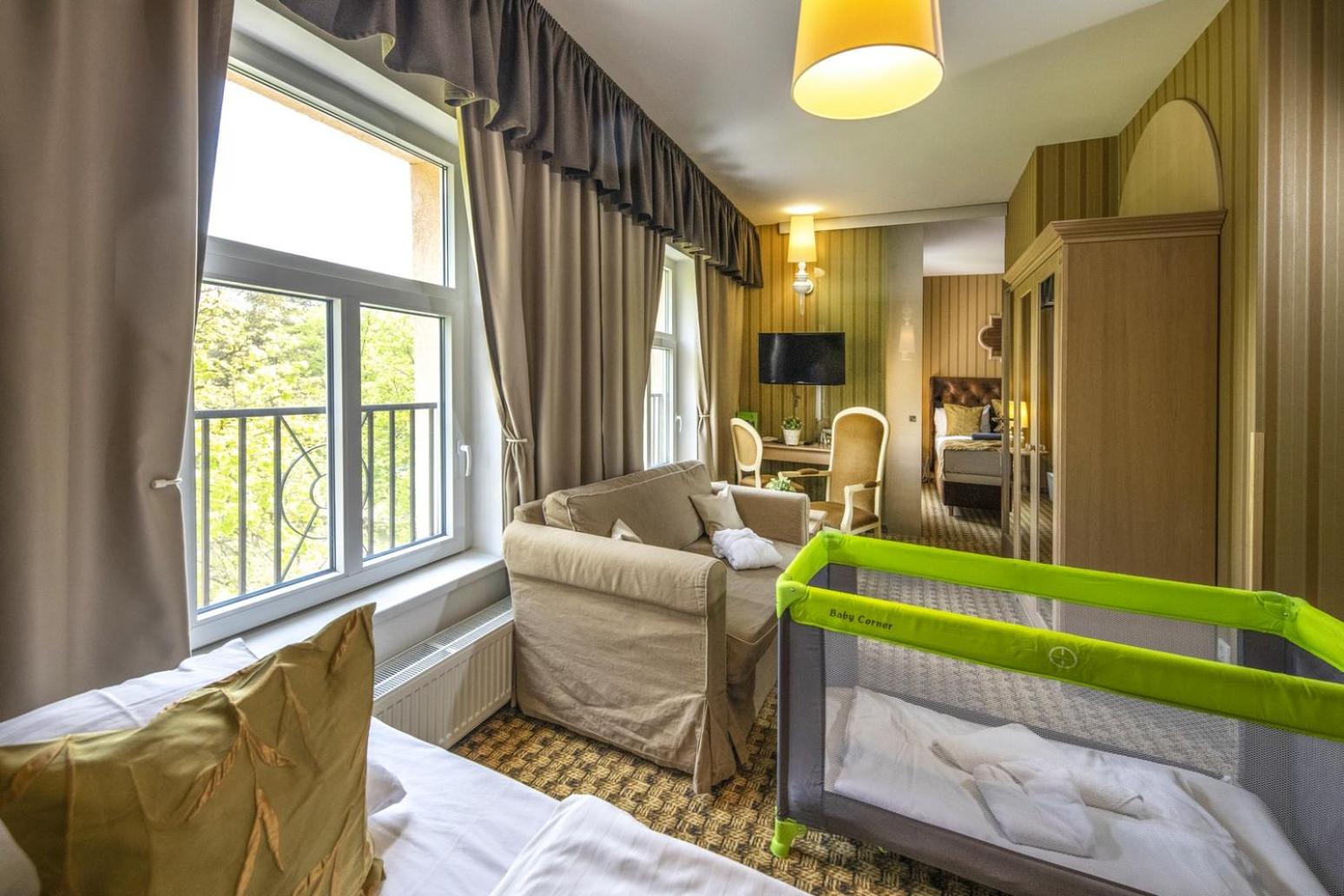 Family Suite - Photo 8