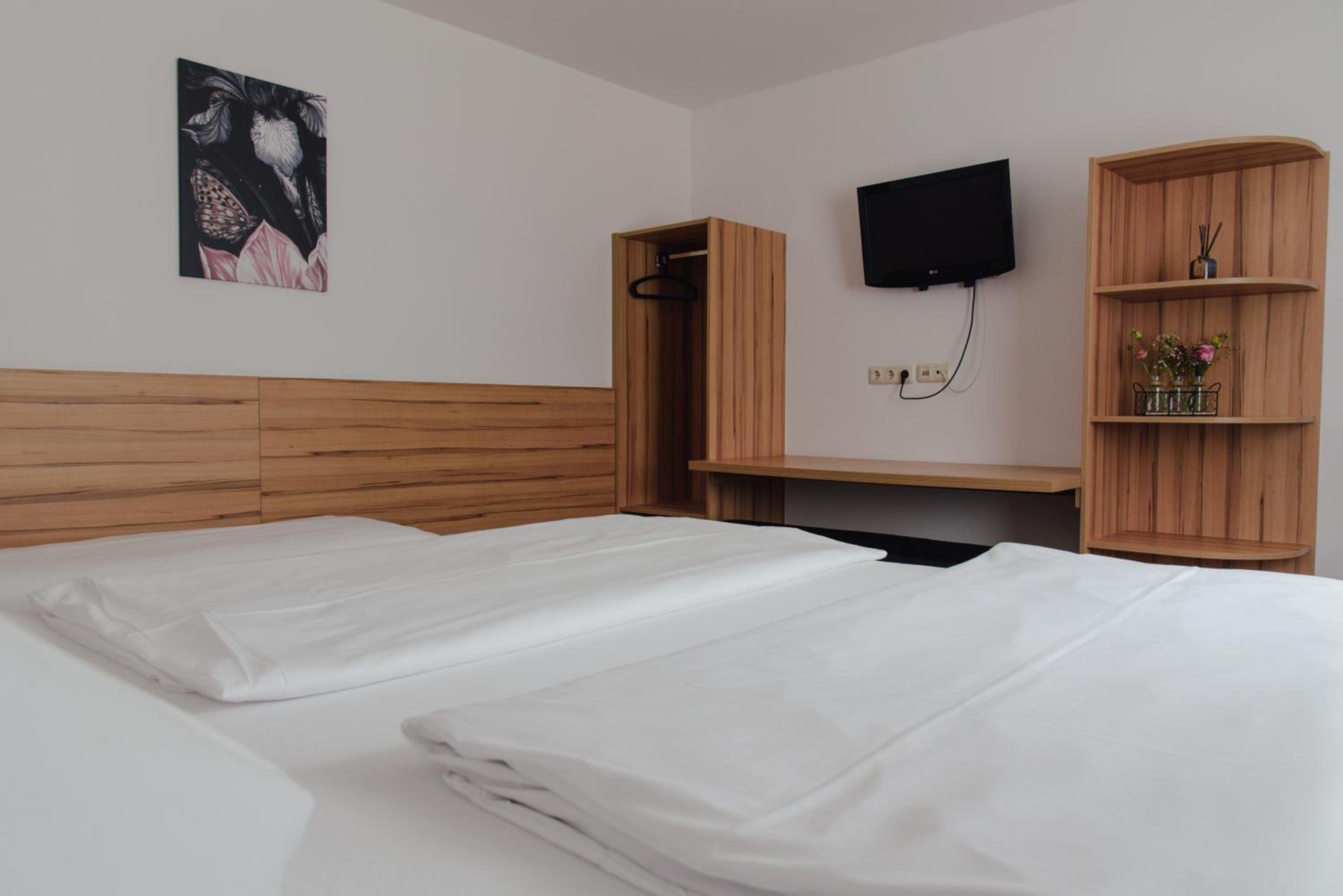 Triple Room - Photo 2
