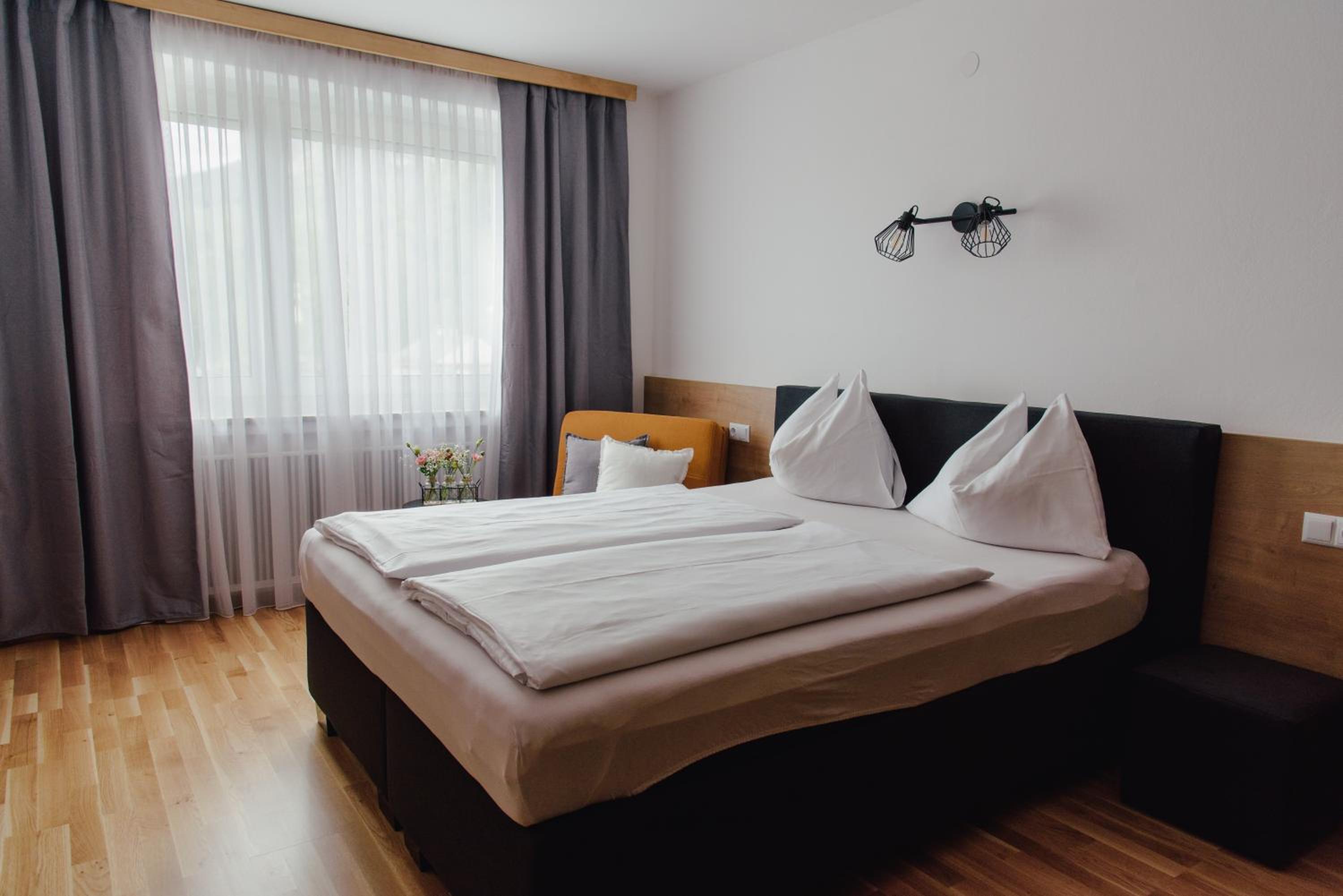 Triple Room - Photo 6