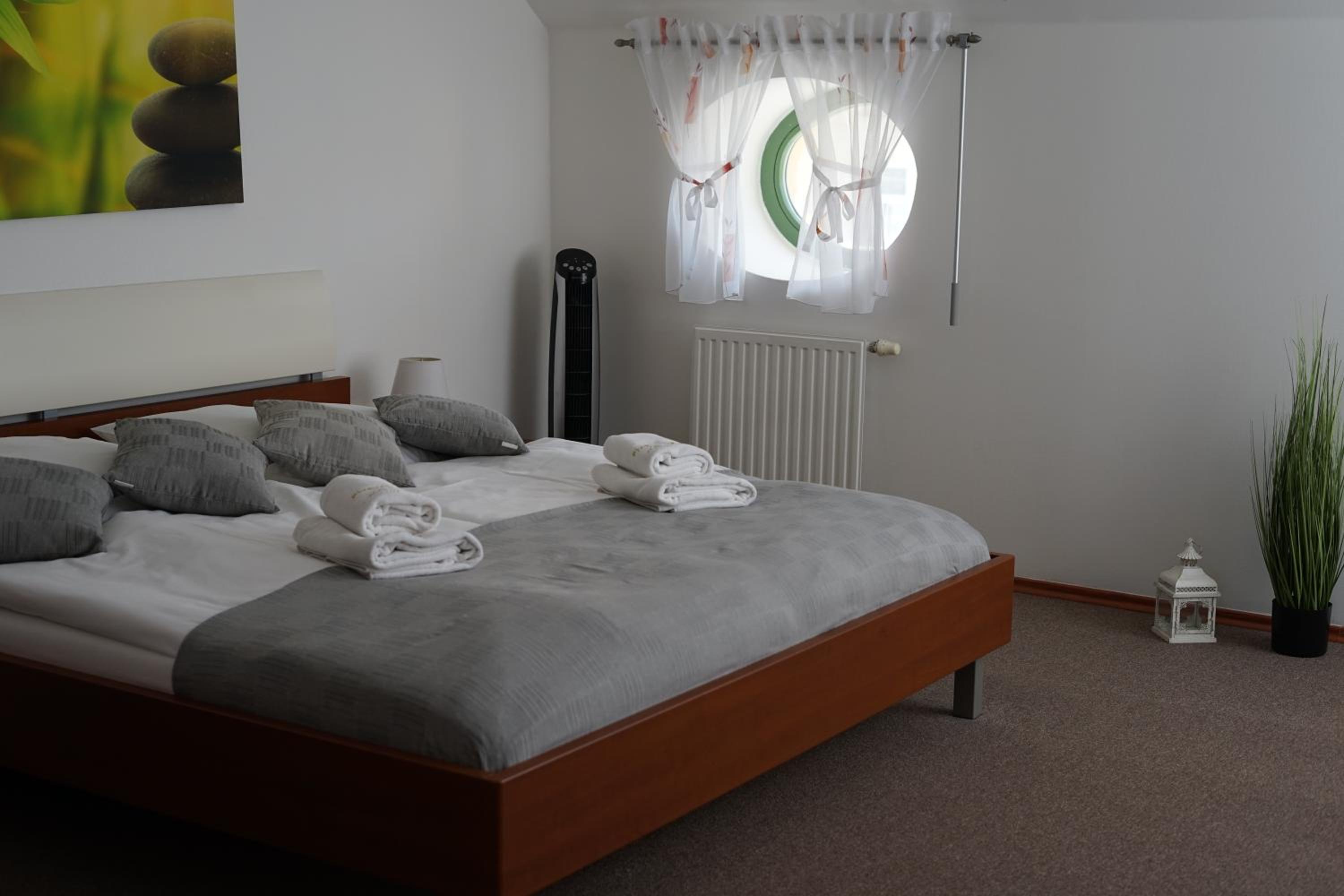 Triple Room - Photo 2