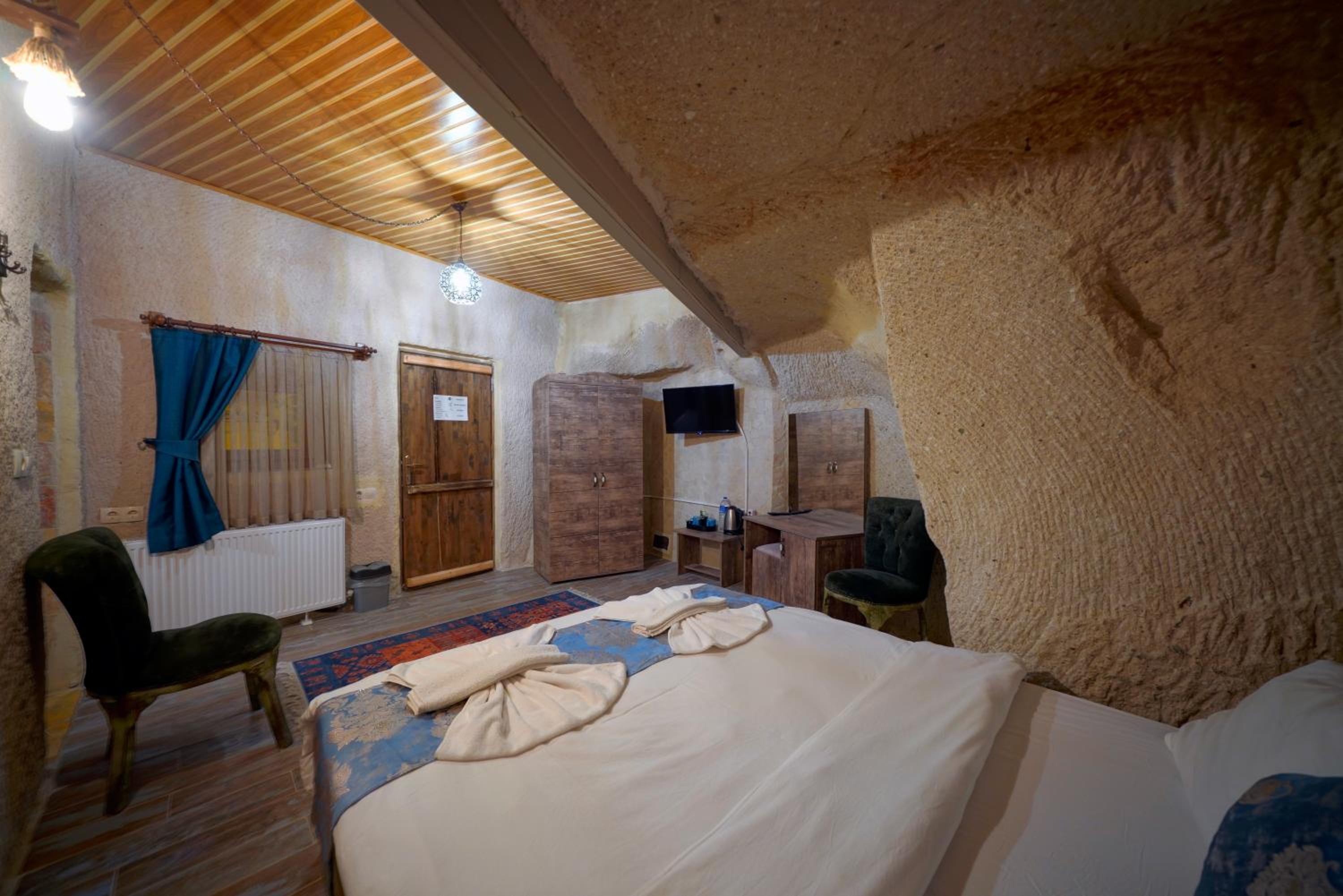Standard Double Cave Room  - Photo 11